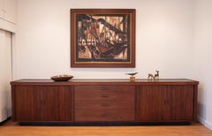 Rare Long & Low Walnut Tambour Media Cabinet Attr. Milo Baughman pour John Stuart