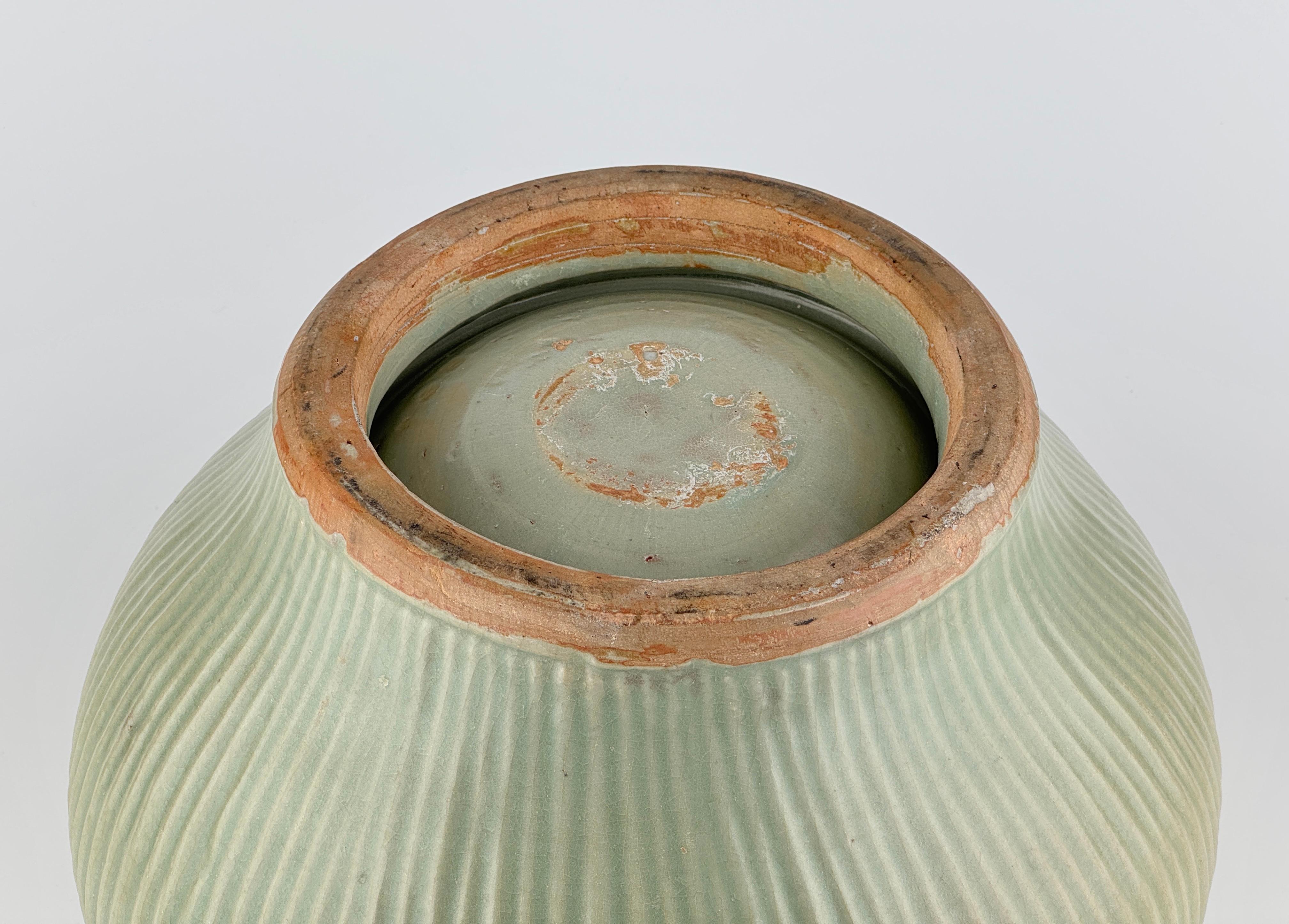 A Rare Longquan Celadon 'Hundred Rib' Jar, Song-Yuan Dynasty For Sale 8