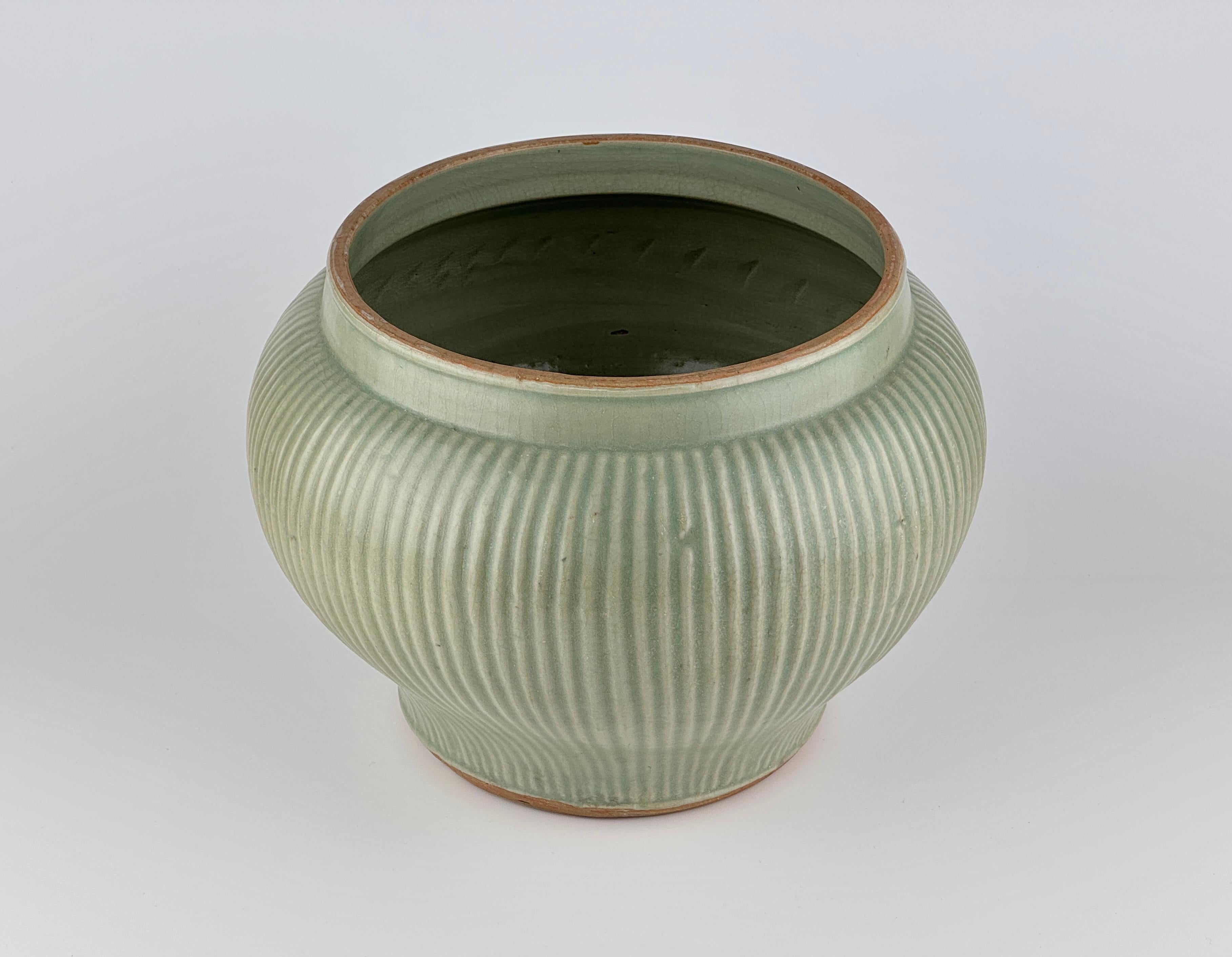 A Rare Longquan Celadon 'Hundred Rib' Jar, Song-Yuan Dynasty For Sale 3