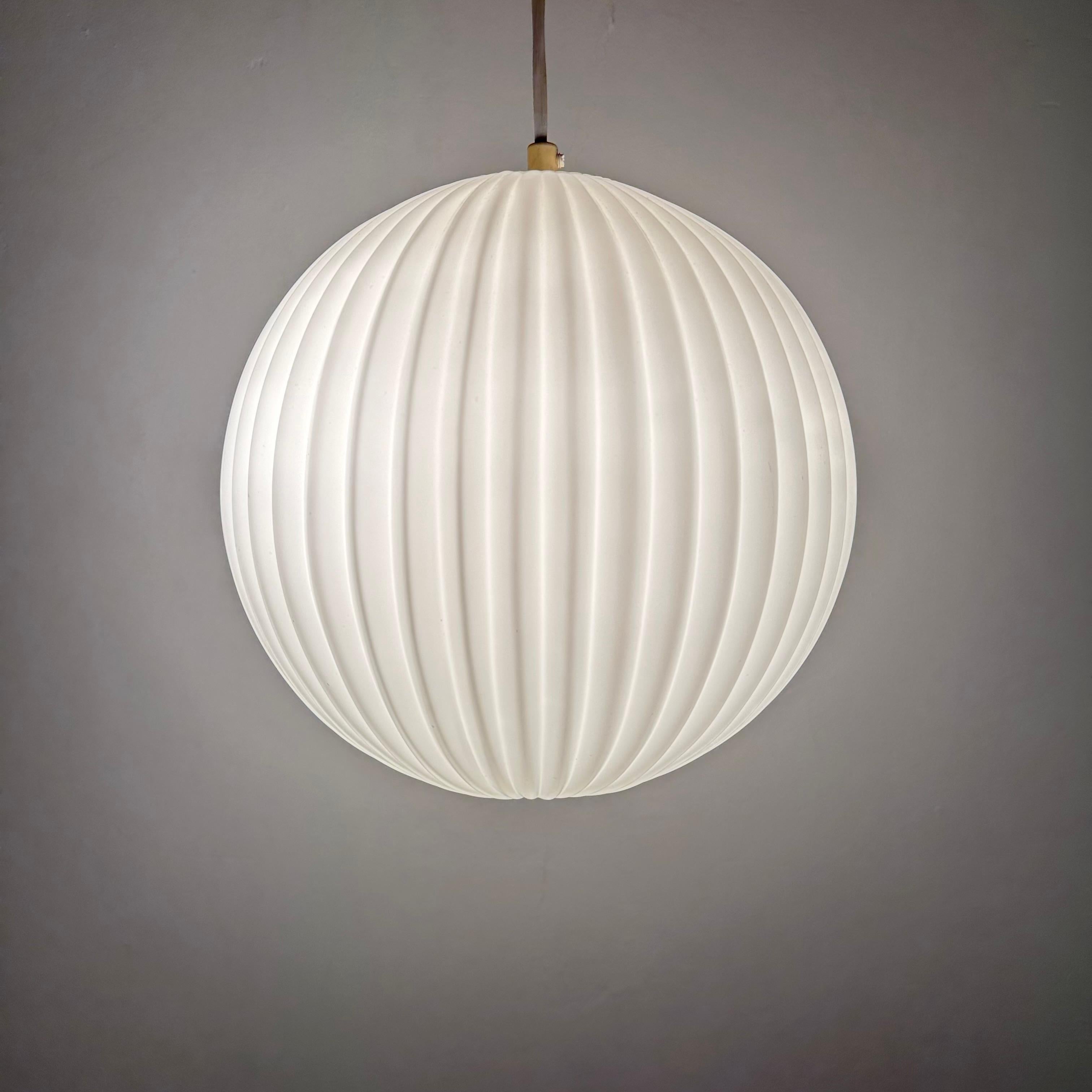 Rare Louis Kalff for Philips Opaline glass pendant light , 1960s For Sale 11