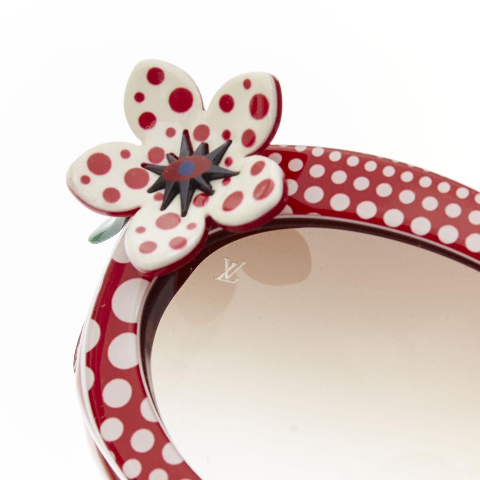 Seltene LOUIS VUITTON 2012 Kusama Vintage-Sonnenbrille mit rot-weißen floralen Tupfen im Angebot 2