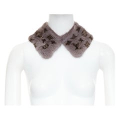 rare LOUIS VUITTON 2019 grey mink fur LV monogram silk lined collar scarf