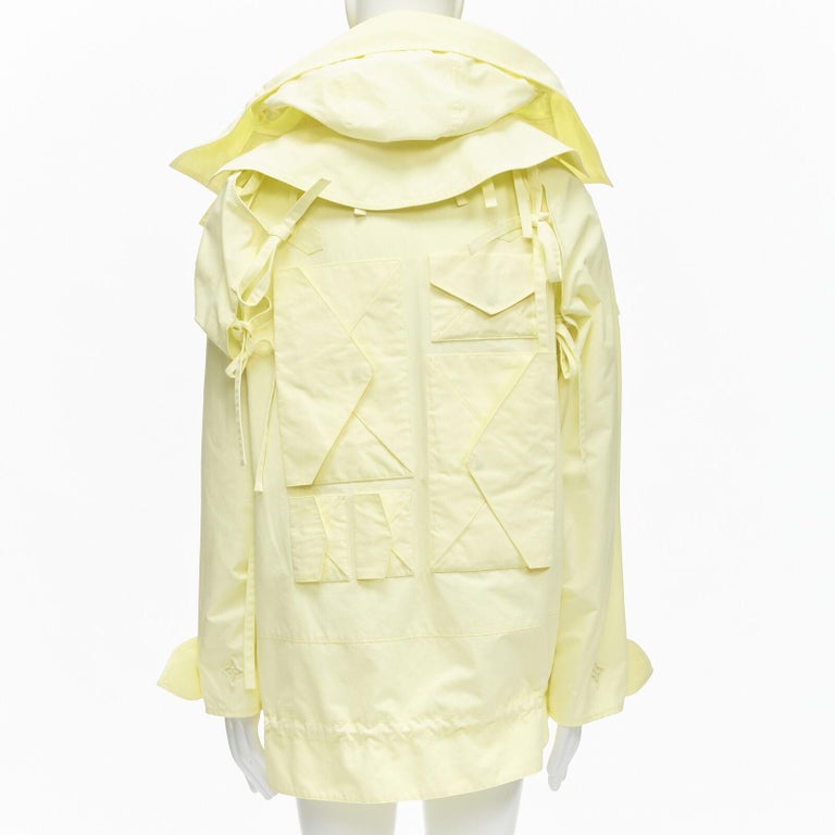 rare LOUIS VUITTON 2020 Runway yellow detachable tie sleeves parka jacket  FR46 S For Sale at 1stDibs