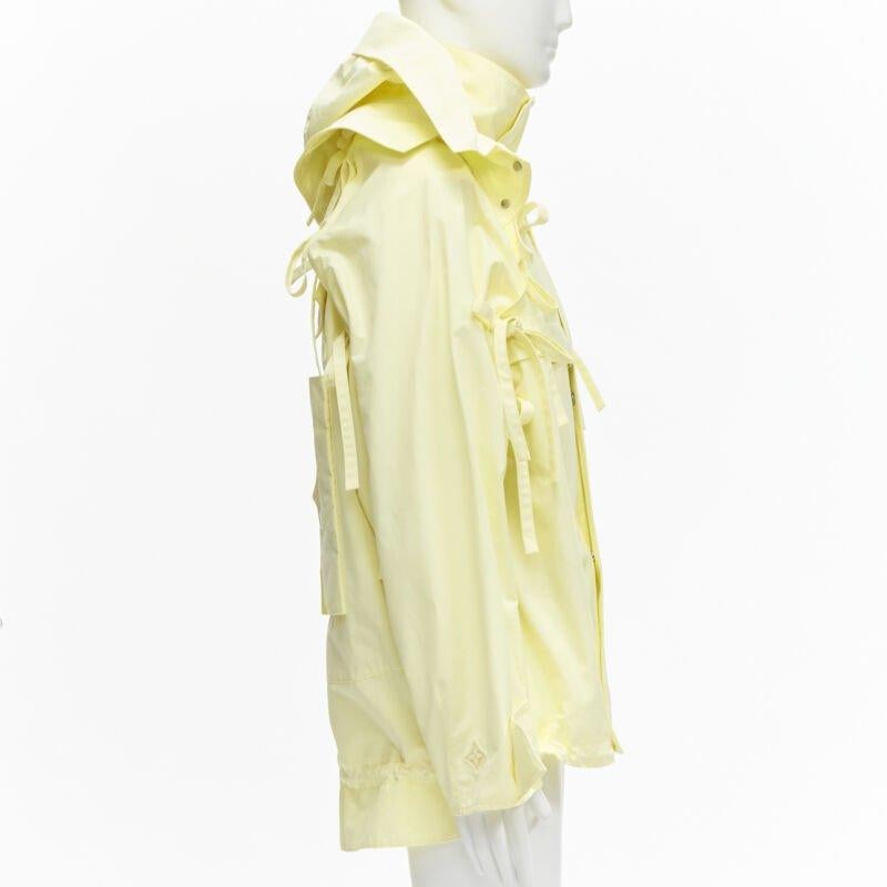 Men's rare LOUIS VUITTON 2020 Runway yellow detachable tie sleeves parka jacket FR46 S For Sale