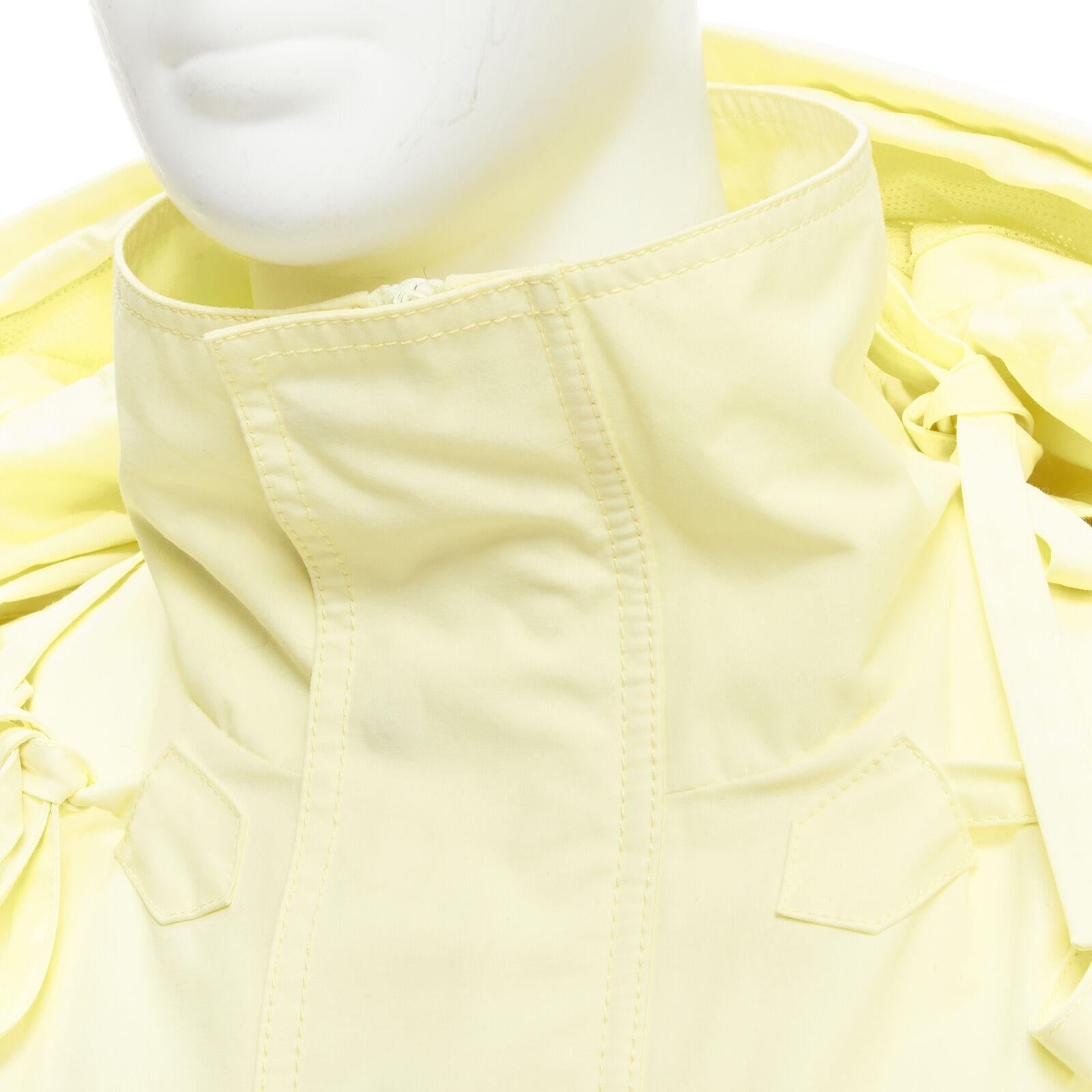 rare LOUIS VUITTON 2020 Runway yellow detachable tie sleeves parka jacket FR46 S In Excellent Condition For Sale In Hong Kong, NT