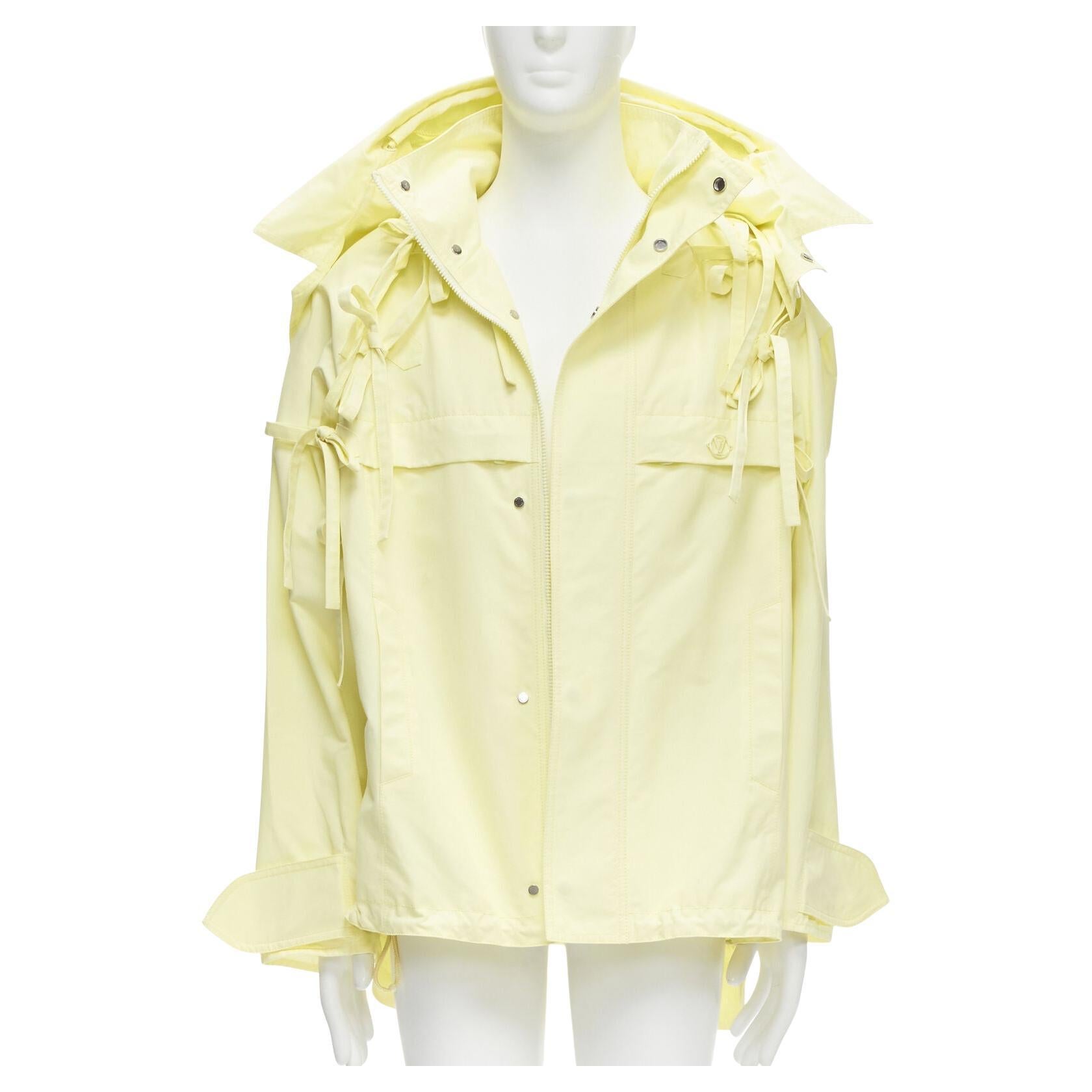 rare LOUIS VUITTON 2020 Runway yellow detachable tie sleeves parka jacket FR46 S For Sale