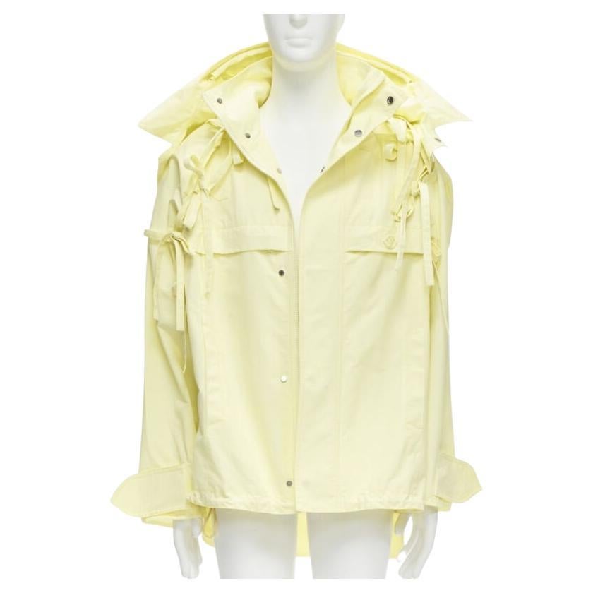 rare LOUIS VUITTON 2020 Runway yellow detachable tie sleeves parka jacket FR46 S For Sale