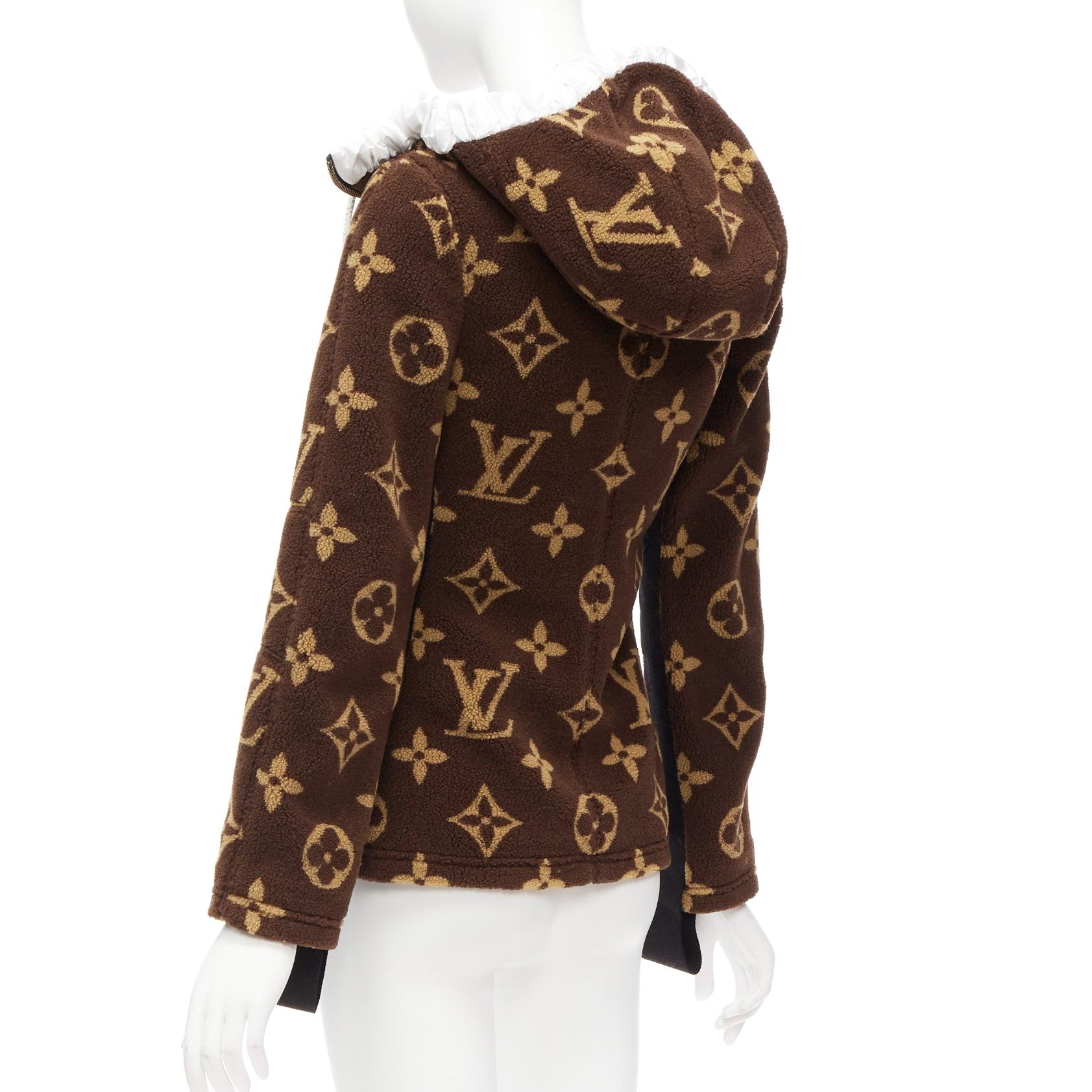 rare LOUIS VUITTON 2021 Giant XL monogram brown fleece hooded jacket FR34 XS For Sale 3