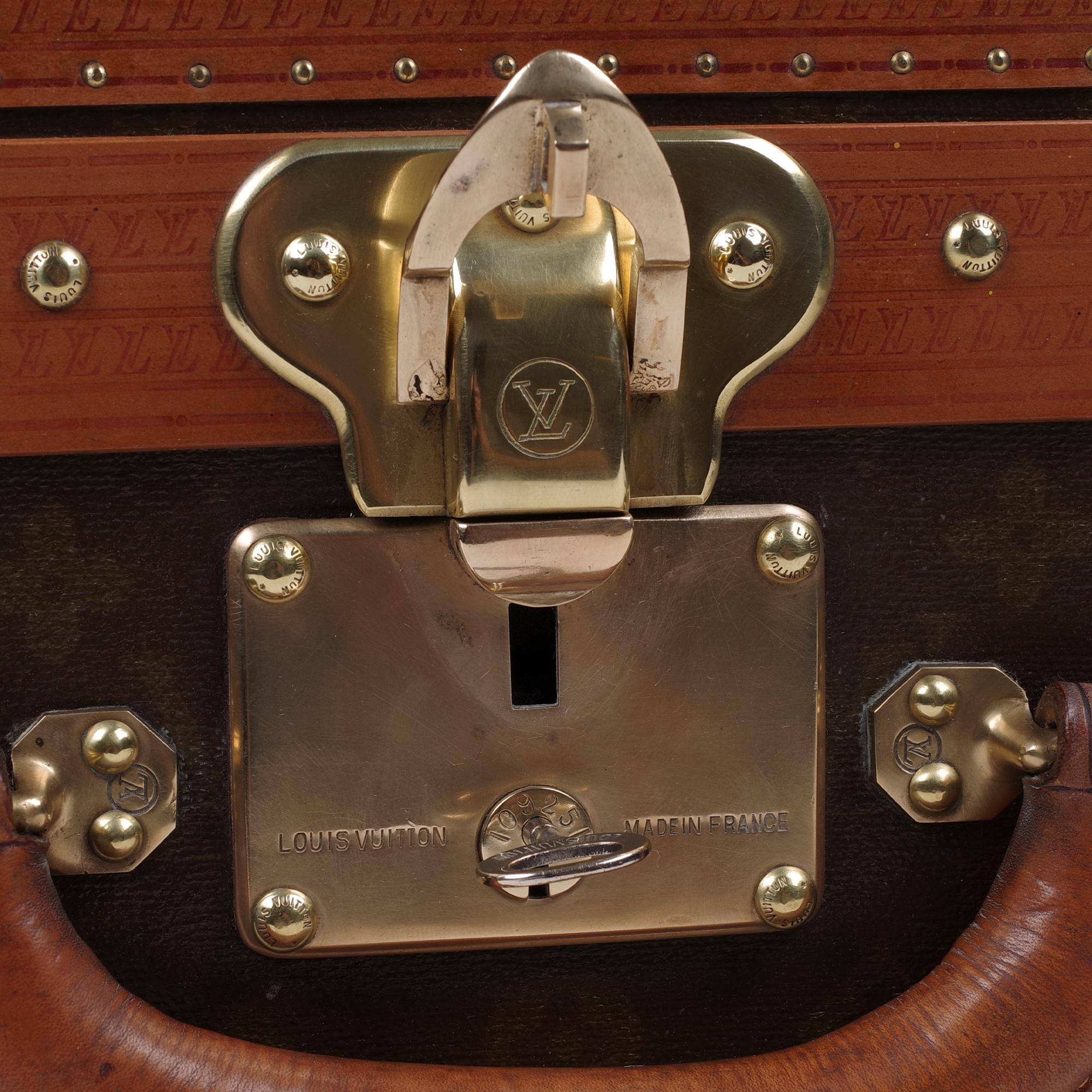 Rare Louis Vuitton Alzer 60cm Suitcase in brown monogram canvas 1