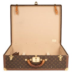 Rare Louis Vuitton Trunk Alzer 65cm Suitcase in brown monogram canvas