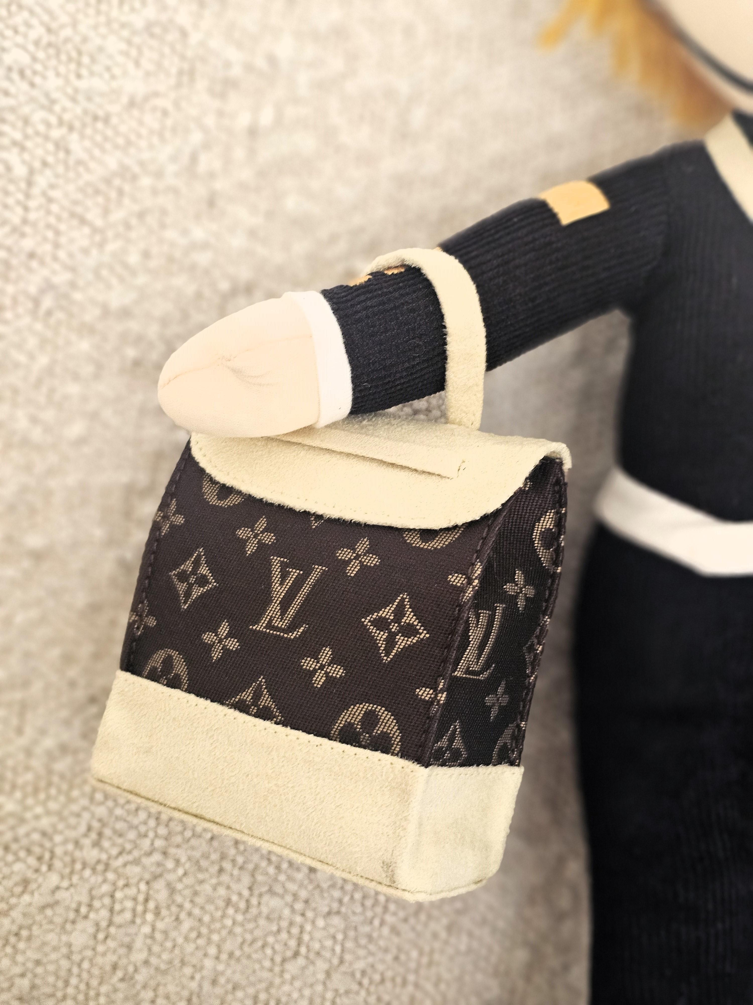 Rare Louis Vuitton Bellboy Doll with two Keepall Bags Collection Item Limited For Sale 1
