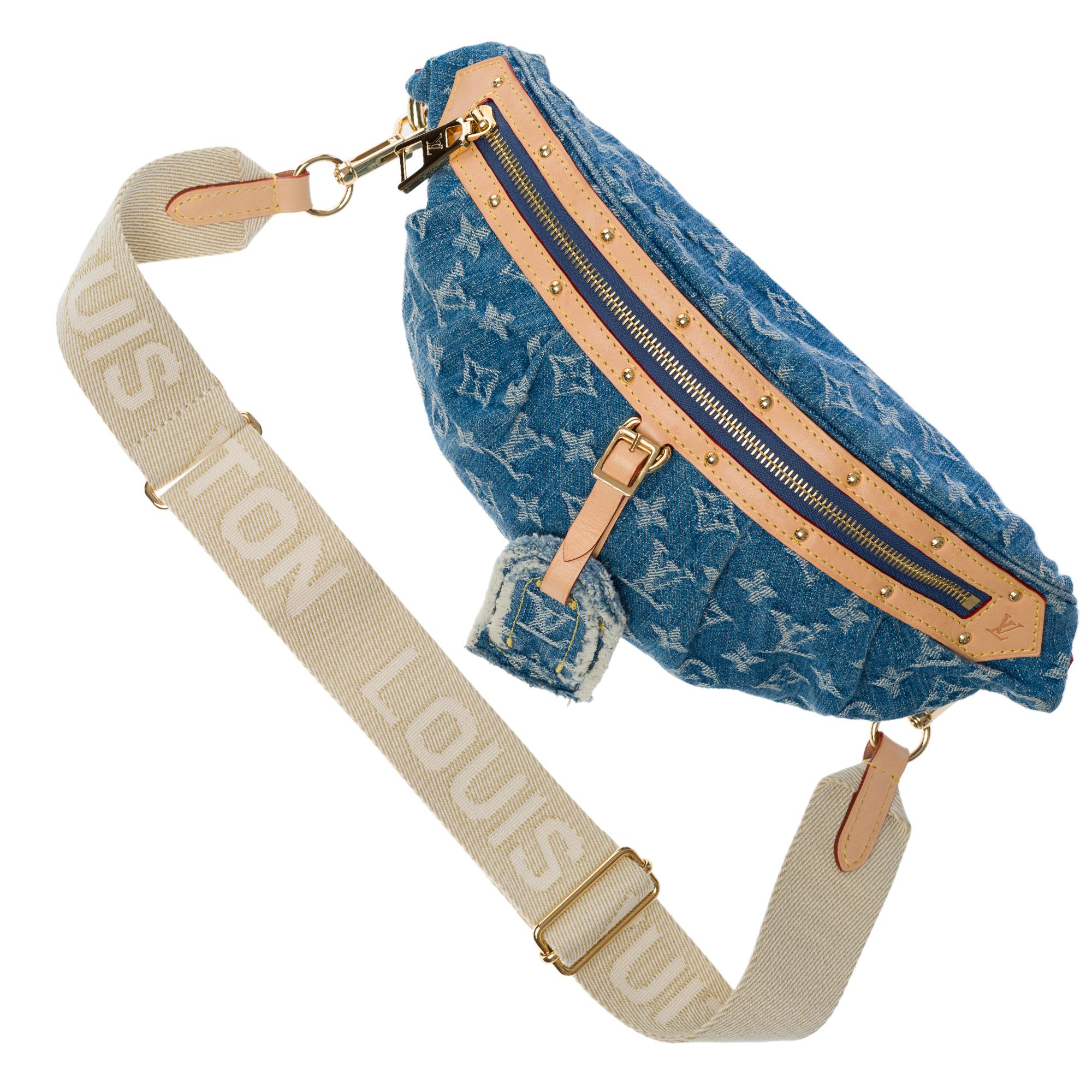 Rare Louis Vuitton Bumbag shoulder/belt bag in blue monogram Denim, GHW For Sale 3