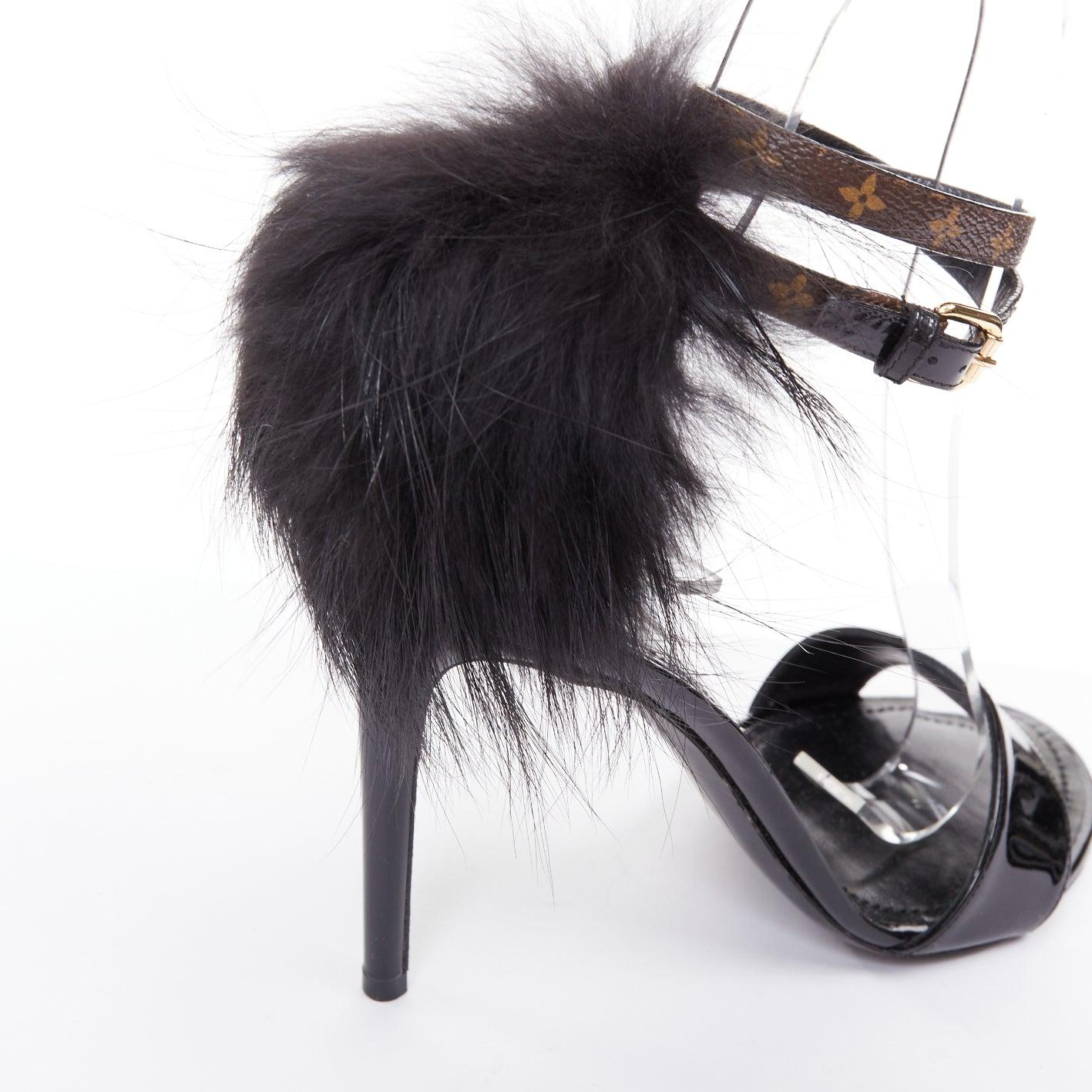 selten LOUIS VUITTON Call Back schwarzer Lackpelzbesatz LV Knöchelriemenabsatz EU38.5 im Angebot 3