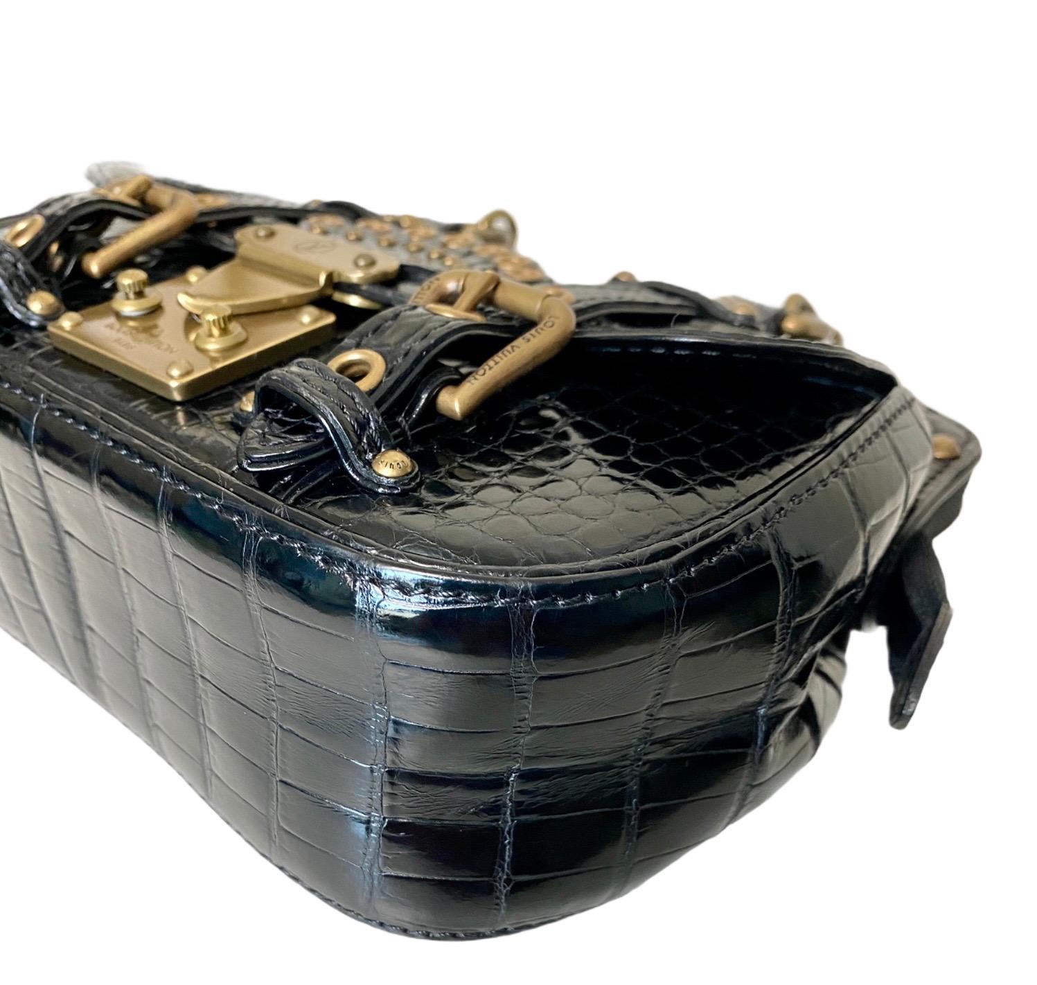SELTENE Louis Vuitton Exotische Abendtasche aus schwarzem Alligatorleder „Les Extraordinaires“  im Angebot 2