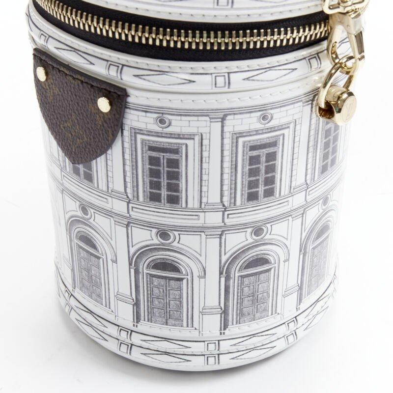 rare LOUIS VUITTON FORNASETTI 2021 Cannes Vase Architettura 3D crossbody bag For Sale 3