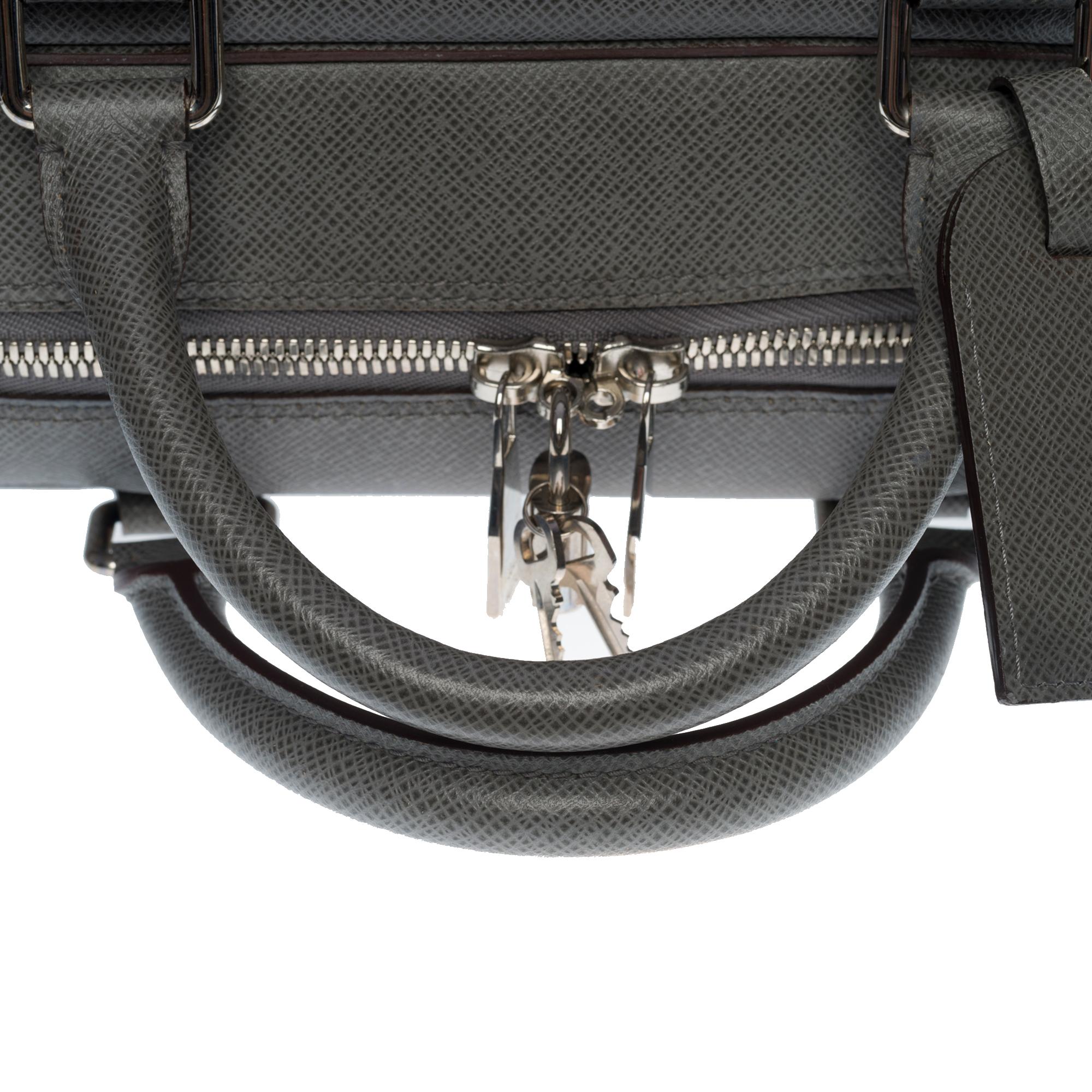 Rare Louis Vuitton Kendall 50 strap Travel bag in Grey Taïga leather , SHW 2