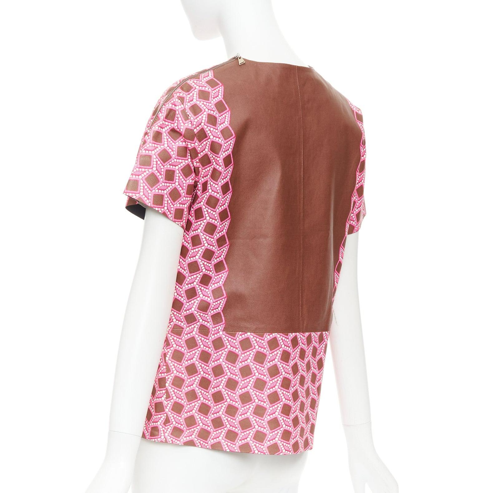 seltenes LOUIS VUITTON Leder rosa vergrößertes Gitter Spitze Druck kastenförmiges Top FR34 XS im Angebot 1