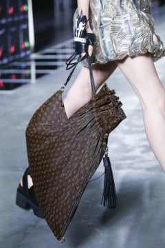 Louis Vuitton Large Size Monogram Canvas GM Plis Bag