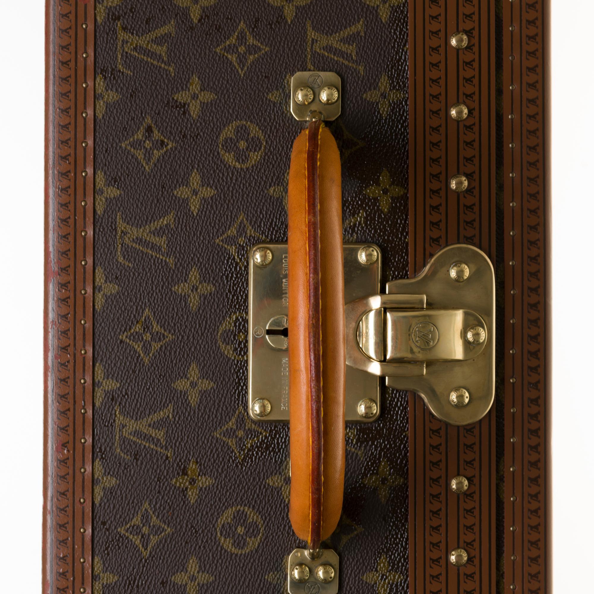 Rare Louis Vuitton Trunk Alzer 70cm Suitcase in brown monogram canvas 7