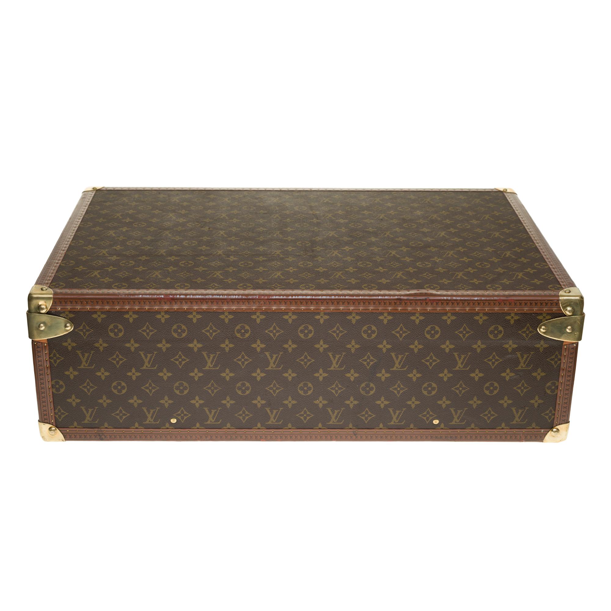 Rare Louis Vuitton Trunk Alzer 70cm Suitcase in brown monogram canvas In Good Condition In Paris, IDF