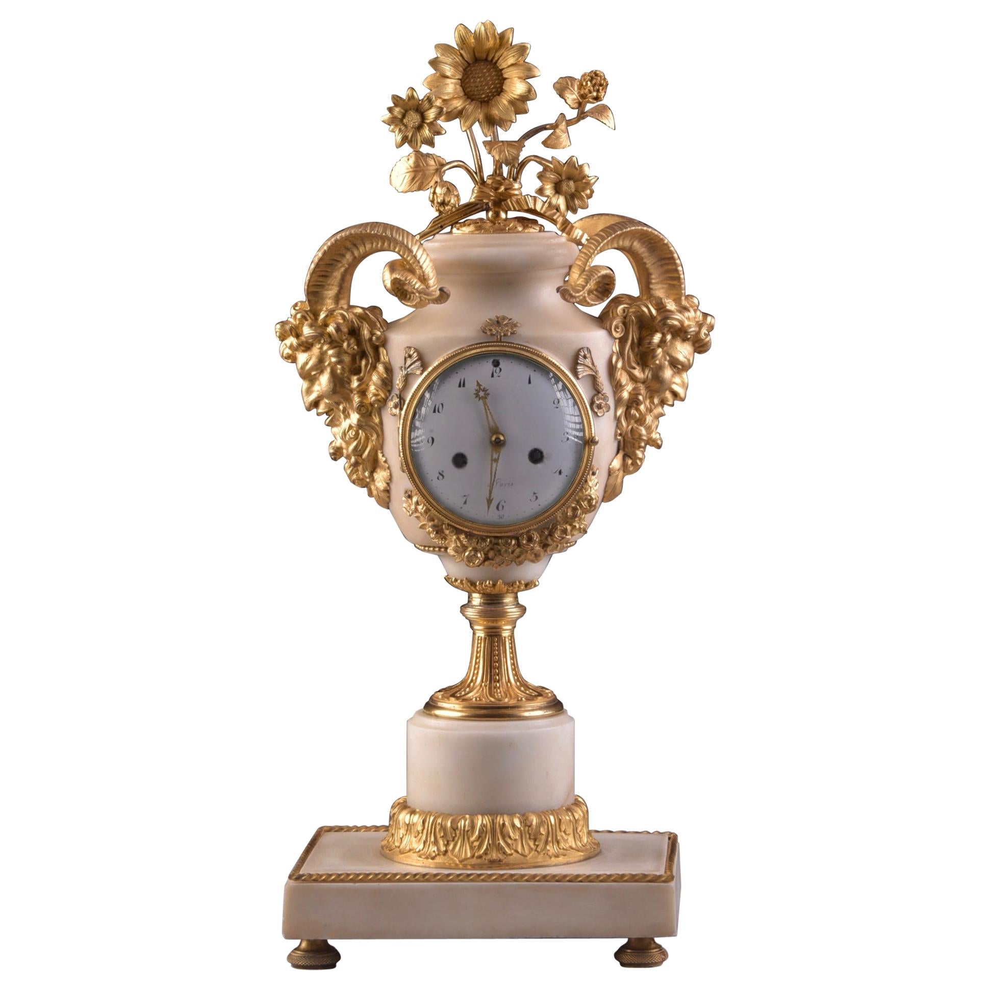 Rare Louis XVI Mantel Clock "with satyr heads", Marmer Carrara