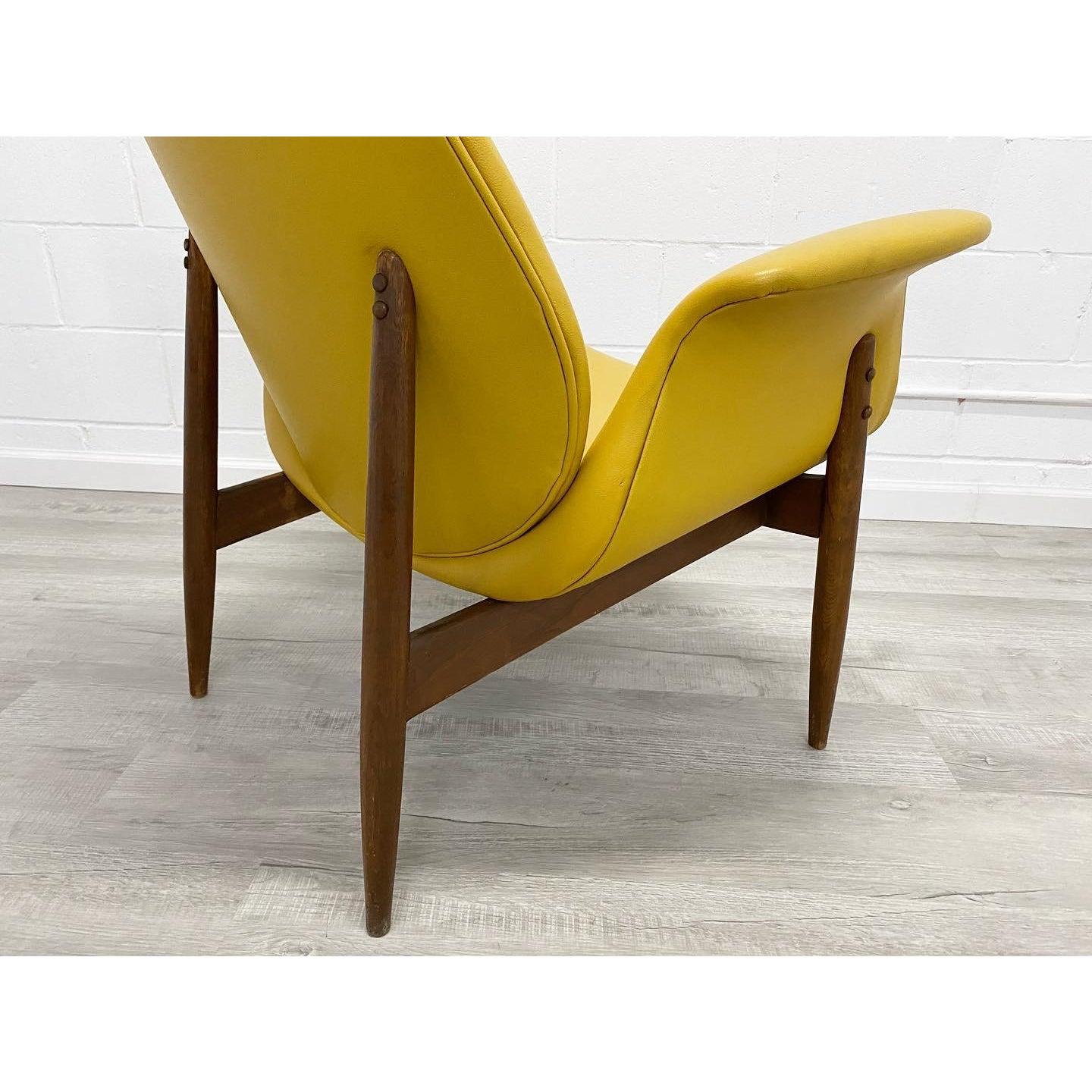 American Rare Lounge Chair by Arthur Umanoff For Sale