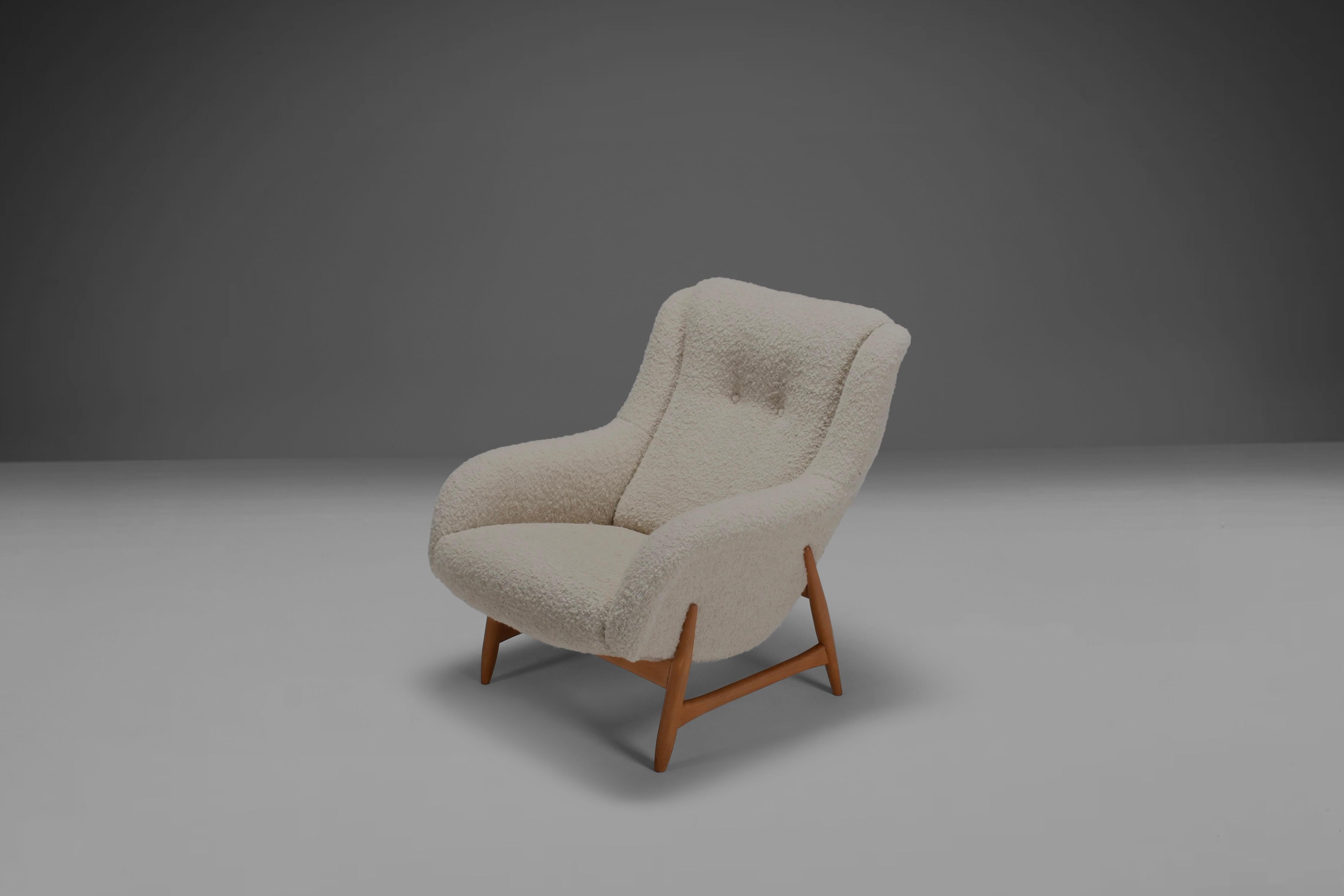 Mid-Century moderno Rare Lounge Chair di Bengt Ruda per Artifort in tessuto di lana, anni '60 in vendita