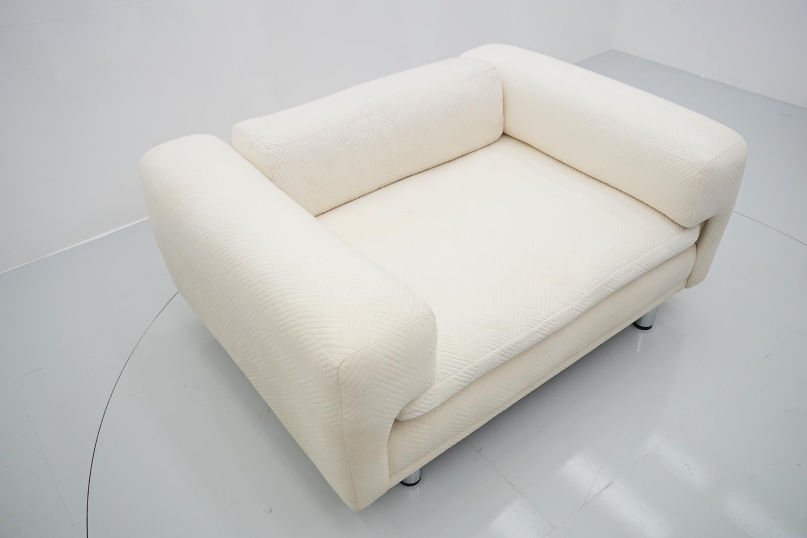 Late 20th Century Rare Lounge Chair by Howard Keith Diplomat 70s For Sale