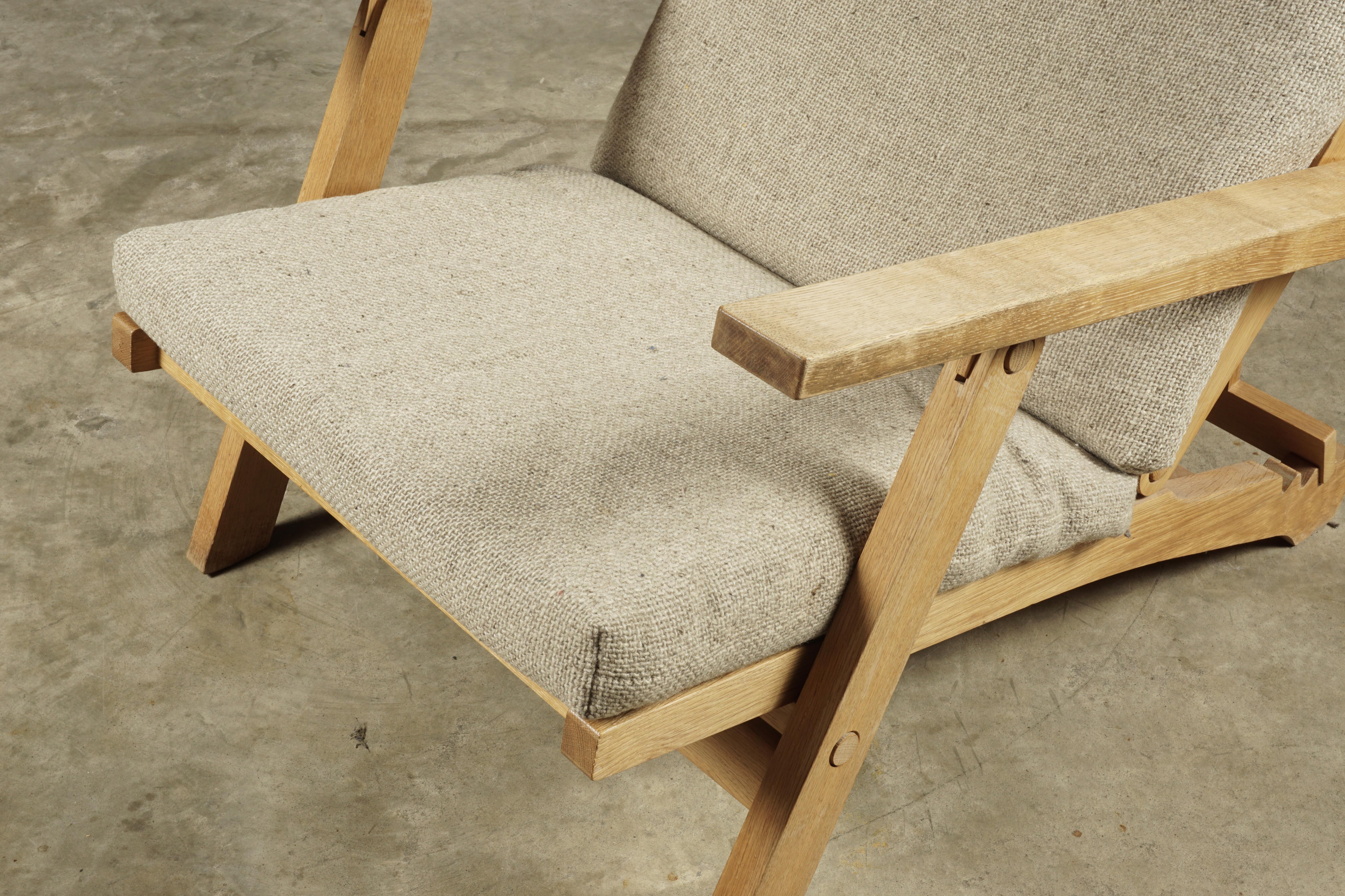 Mid-20th Century Rare Lounge Chair Designed by Hans Wegner, Model AP71, Denmark, 1968