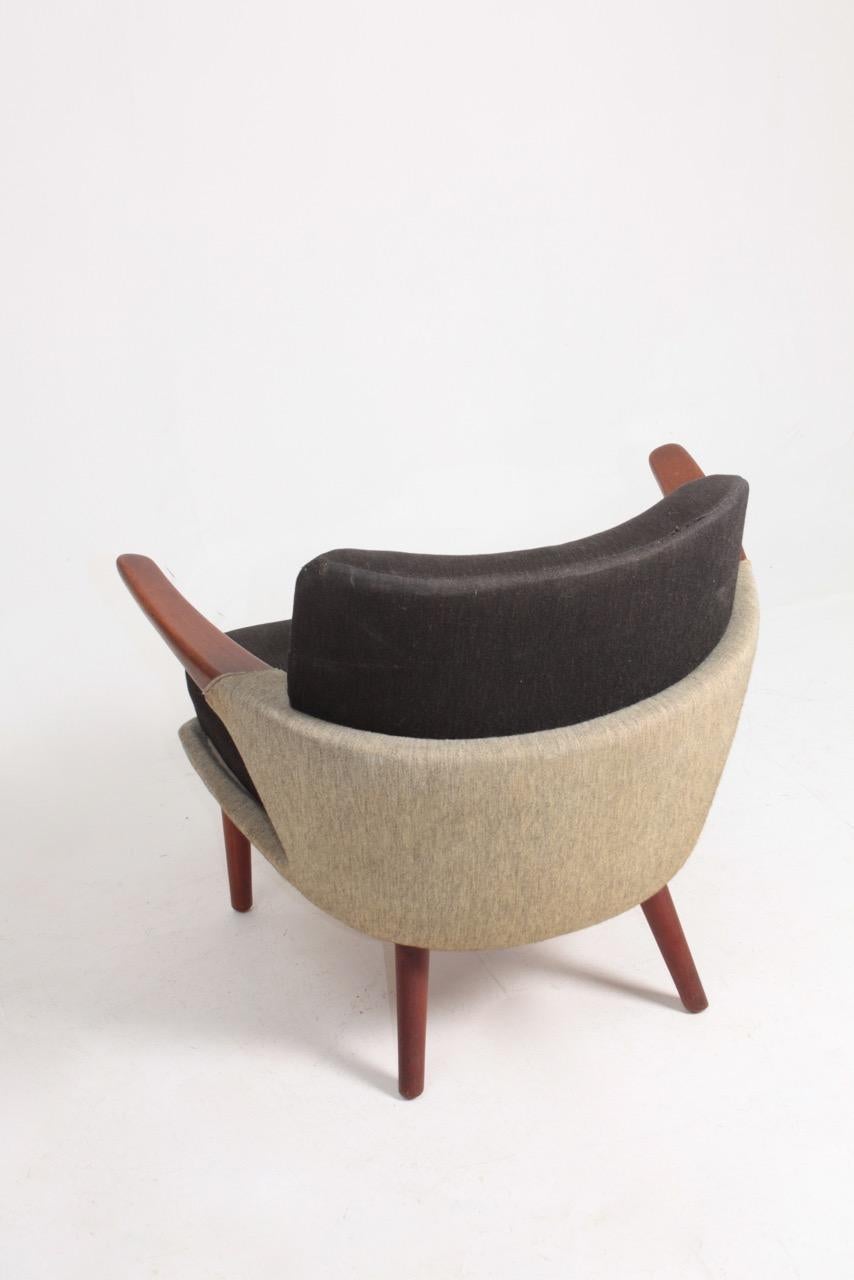 Mid-20th Century Rare Lounge Chair in Original Fabric and Teak by Ib Kofod Larsen, 1950s