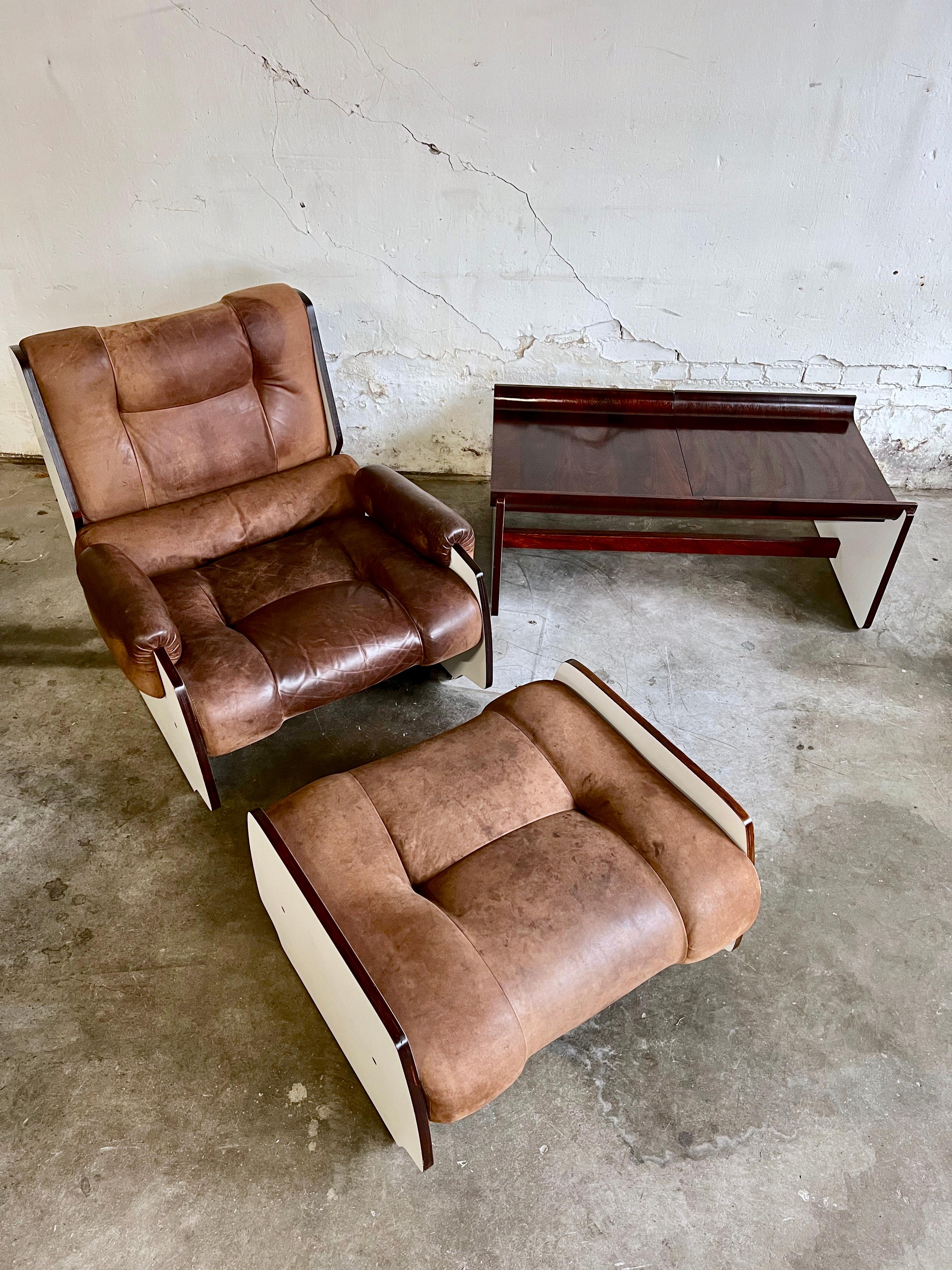 Rare lounge chair with ottoman & coffee table, 1970 For Sale 7