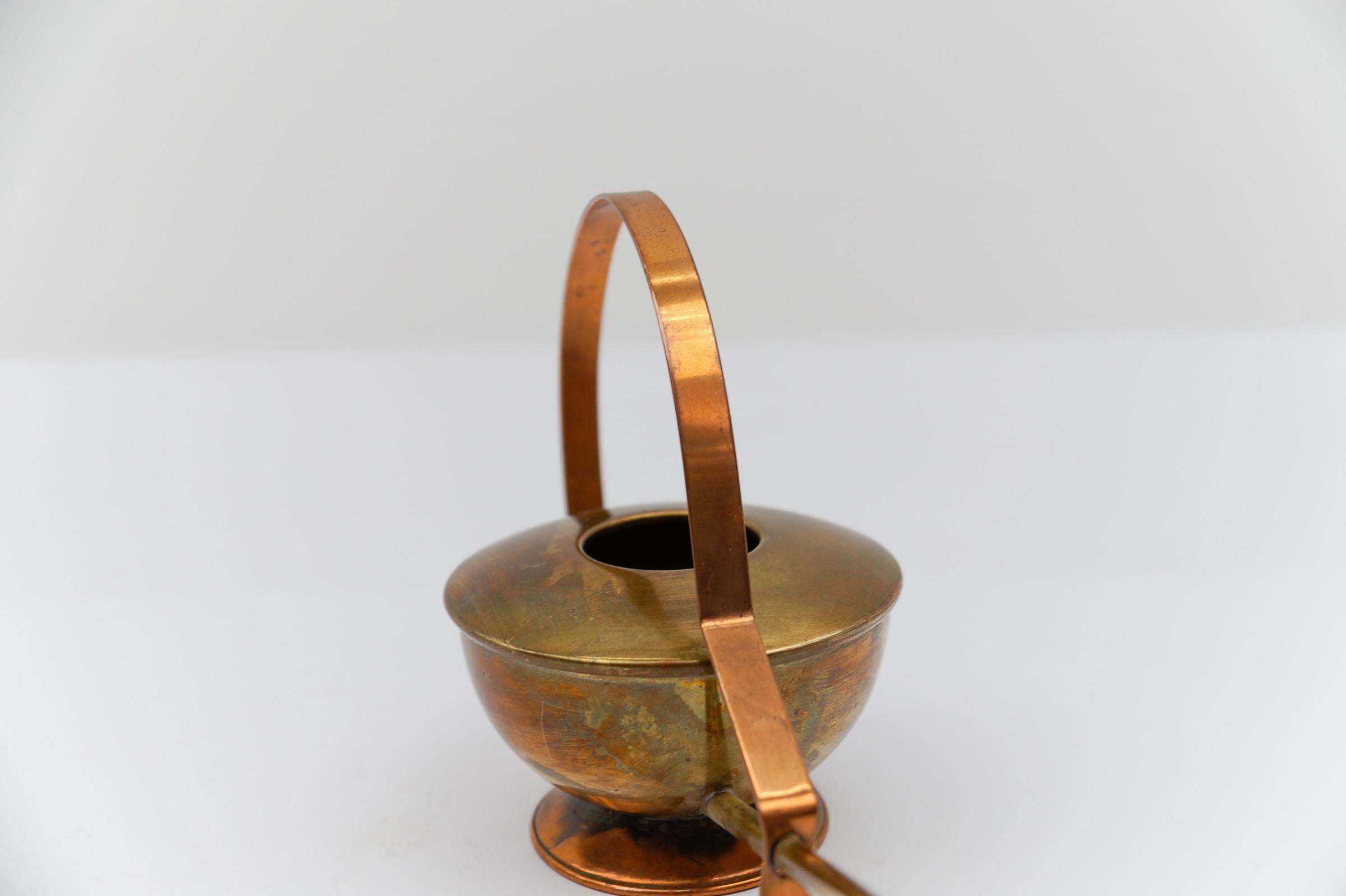 Raro e grazioso Can in ottone e rame, anni '50, Austria in vendita 3