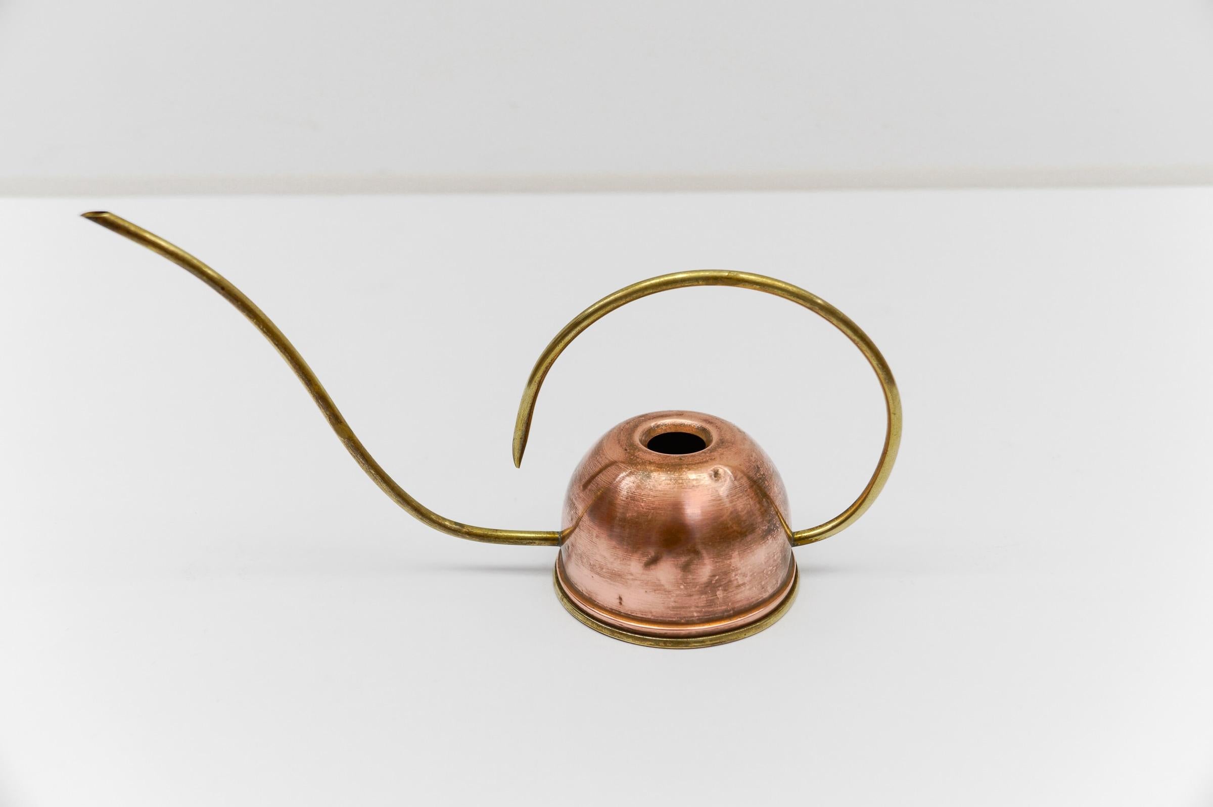 Autrichien Rare arrosoir en cuivre et laiton, 1950 Autriche en vente