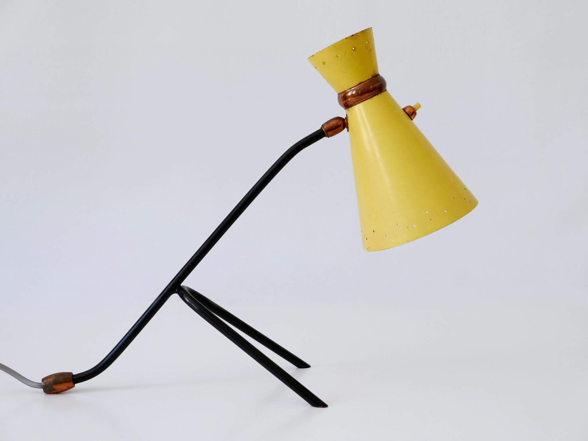 Rare & Lovely Mid-Century Modern Diabolo Table Lamp Desk Light Italy 1960s For Sale 6