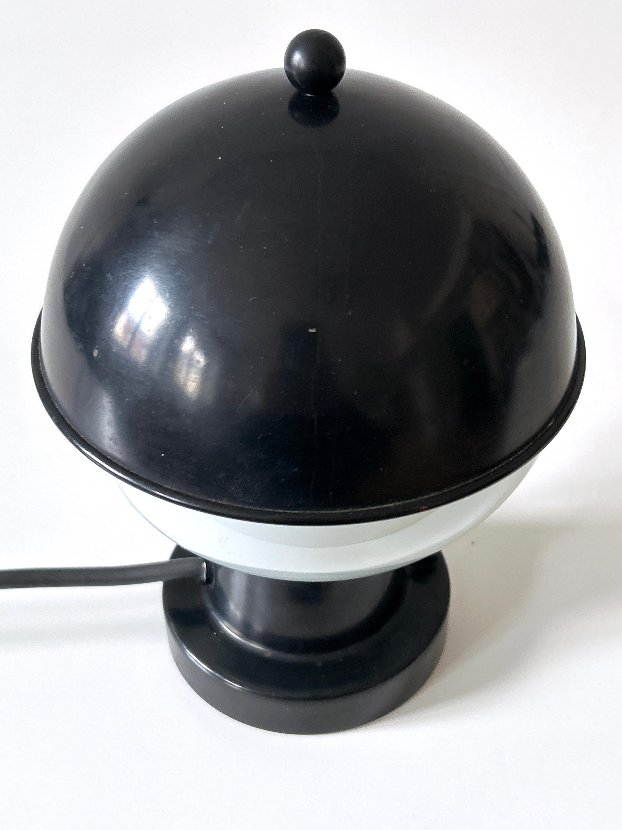 Seltene & schöne Mid Century Modern Tischlampe von Belmag, Schweiz, 1960er Jahre im Angebot 5