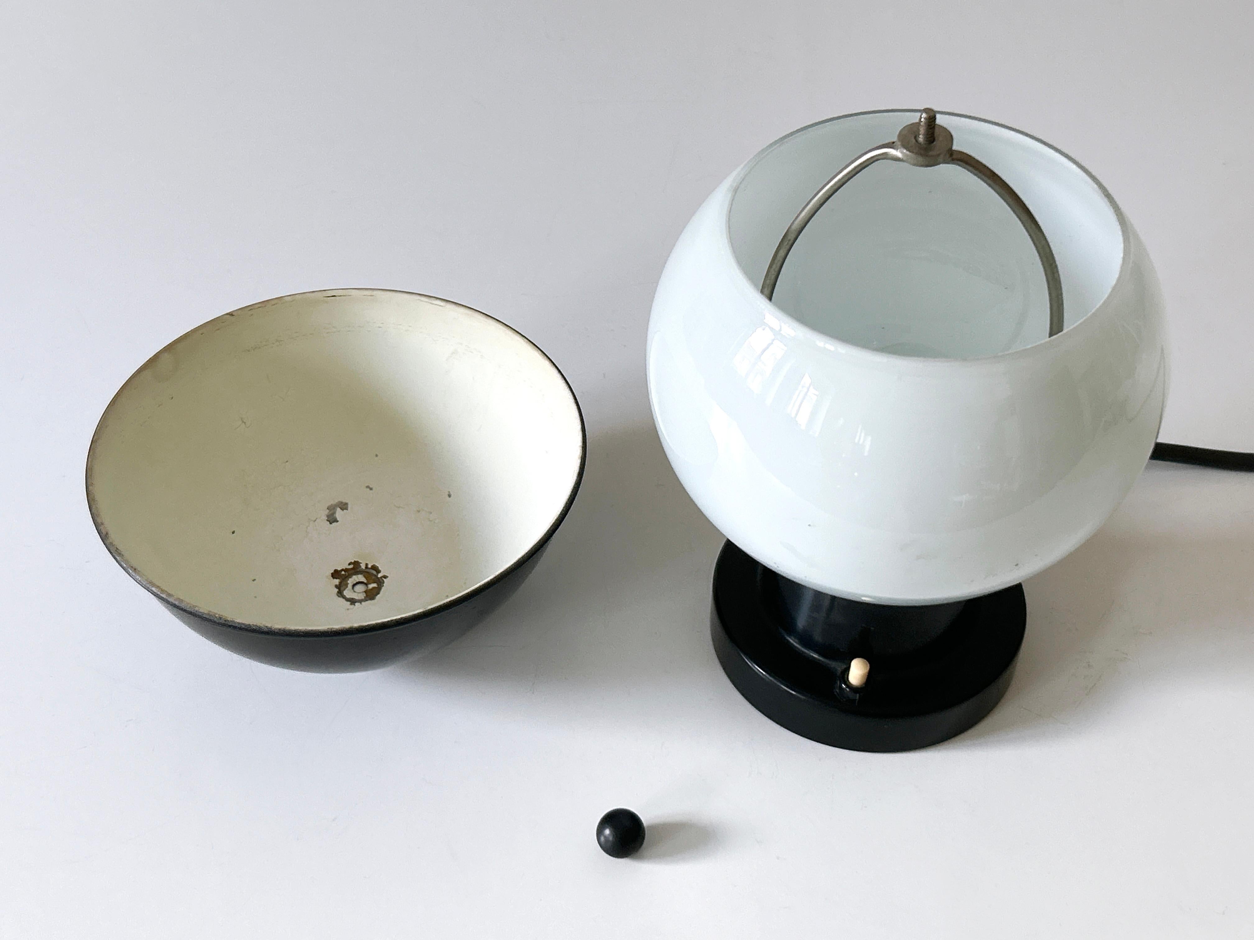 Seltene & schöne Mid Century Modern Tischlampe von Belmag, Schweiz, 1960er Jahre im Angebot 11