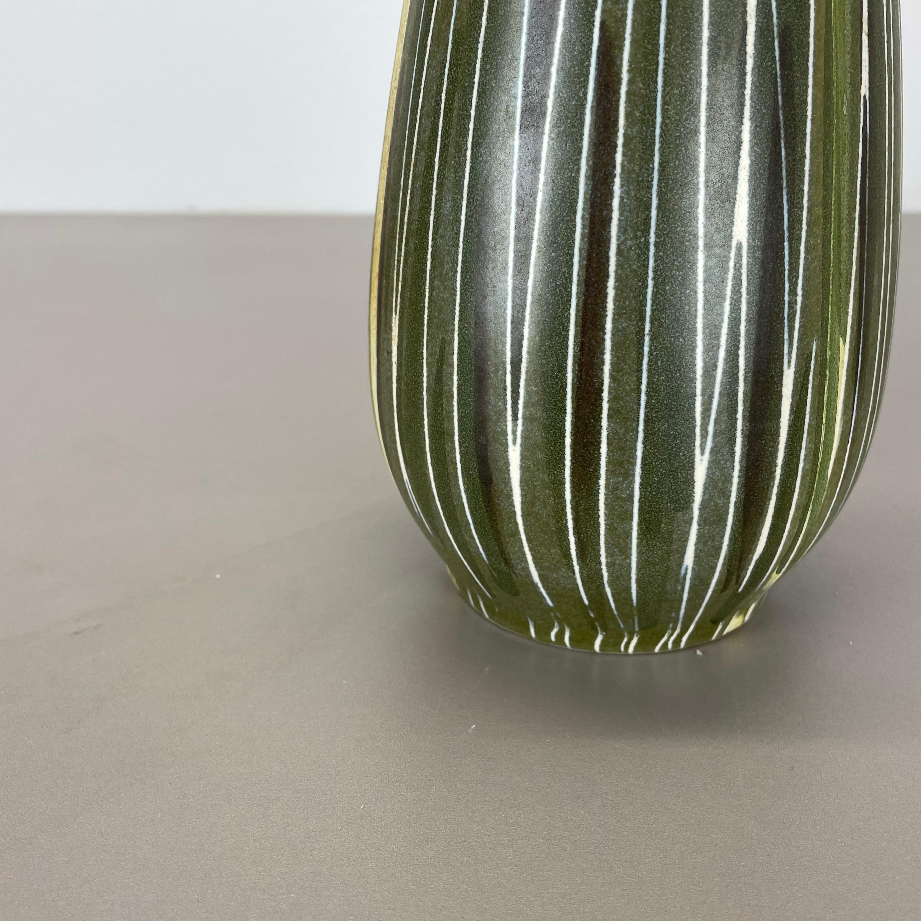 raro e delizioso vaso in ceramica Fat Lava 