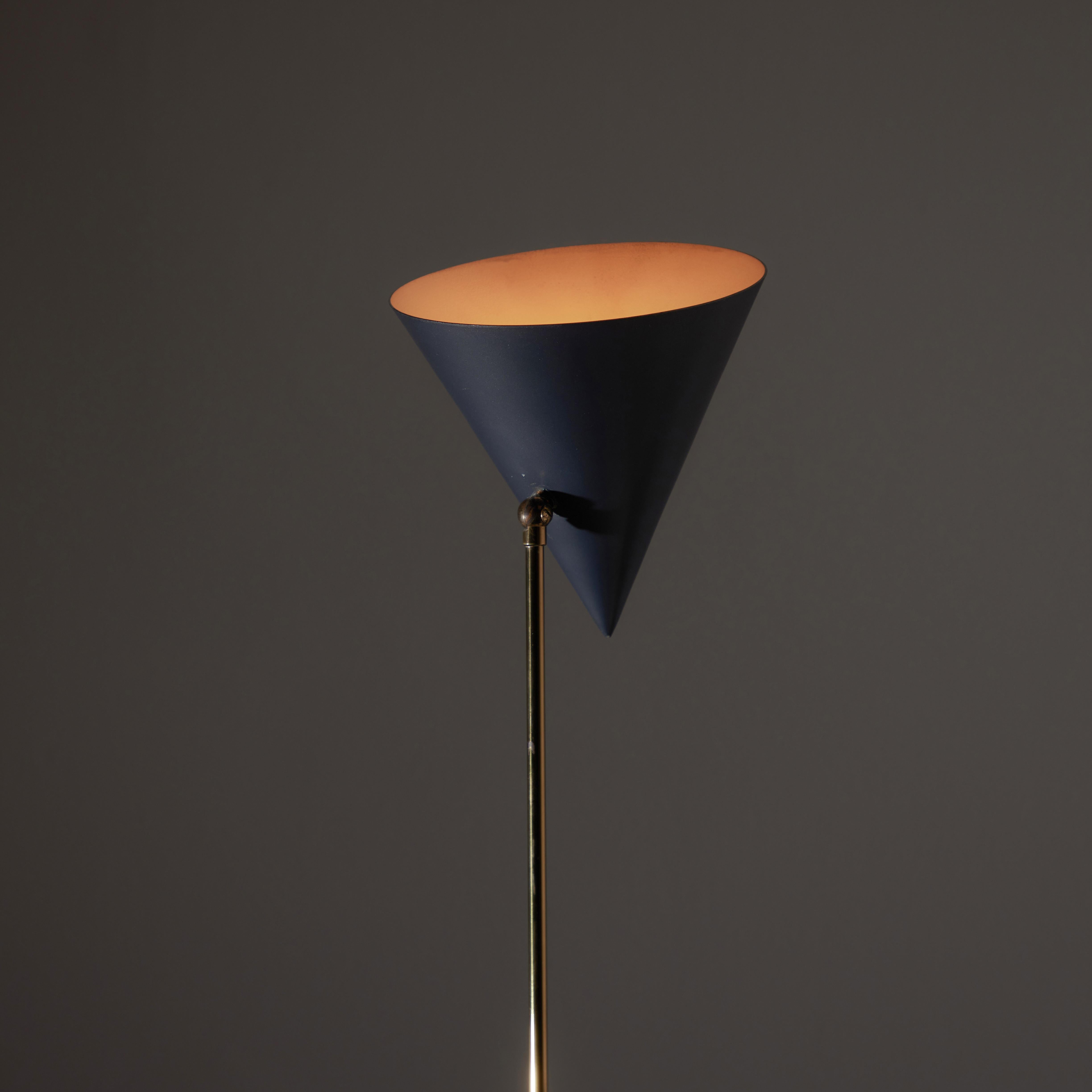 Rare LTE 5 Floor Lamp by Luigi Caccia Dominioni for Azucena In Good Condition For Sale In Los Angeles, CA