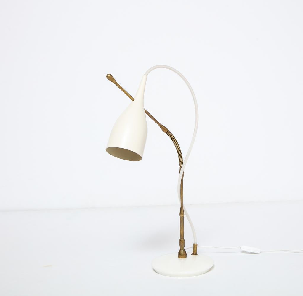 Seltene Tischlampe „Lucinella“ von Angelo Lelii für Arredoluce (Moderne der Mitte des Jahrhunderts) im Angebot