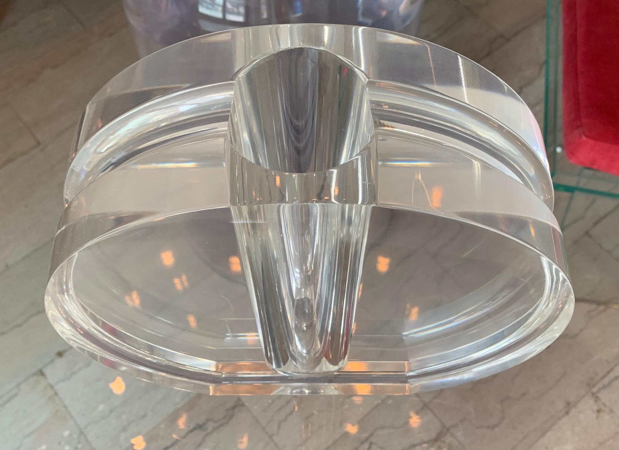 Rare Lucite Vase by Charles Hollis Jones In Good Condition For Sale In Los Angeles, CA