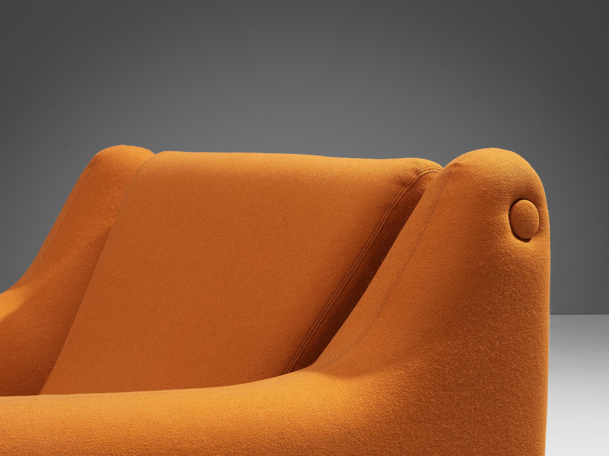 Rare Luigi Colani for Fritz Hansen Lounge Chair in Orange Upholstery In Good Condition For Sale In Waalwijk, NL