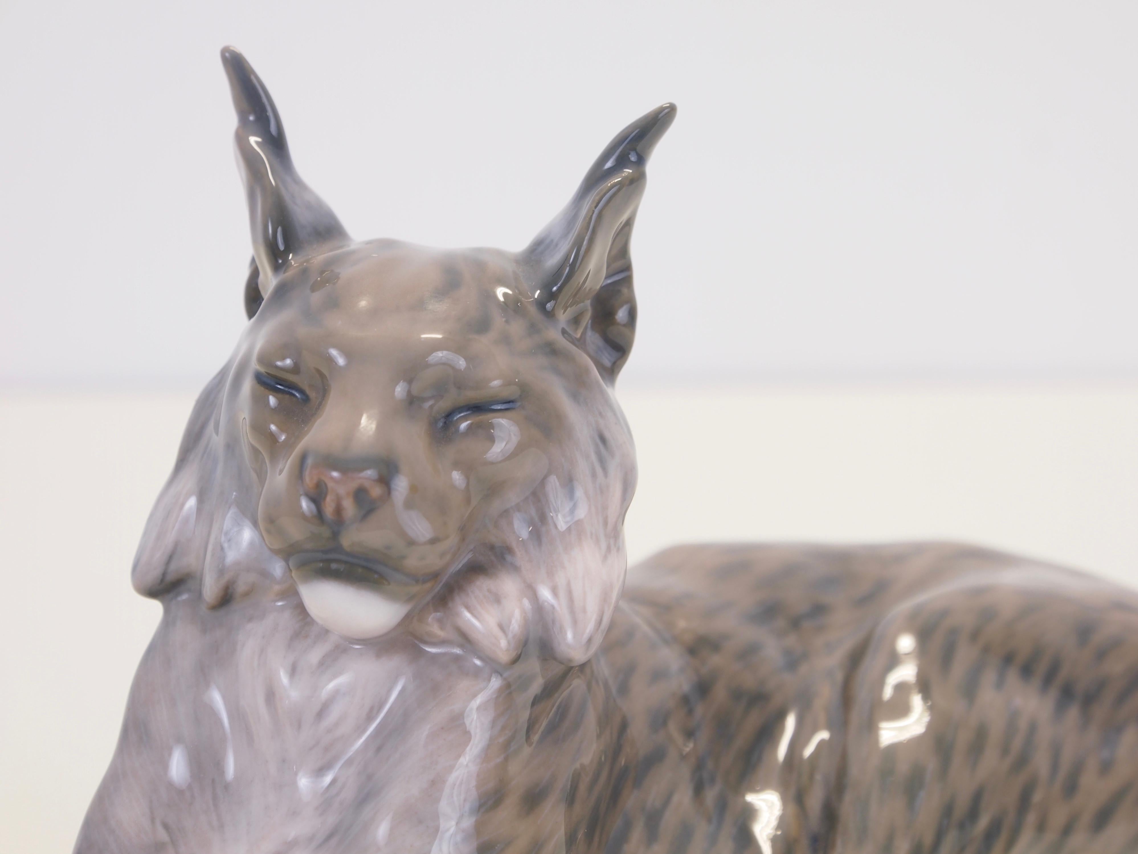 lynx figurine