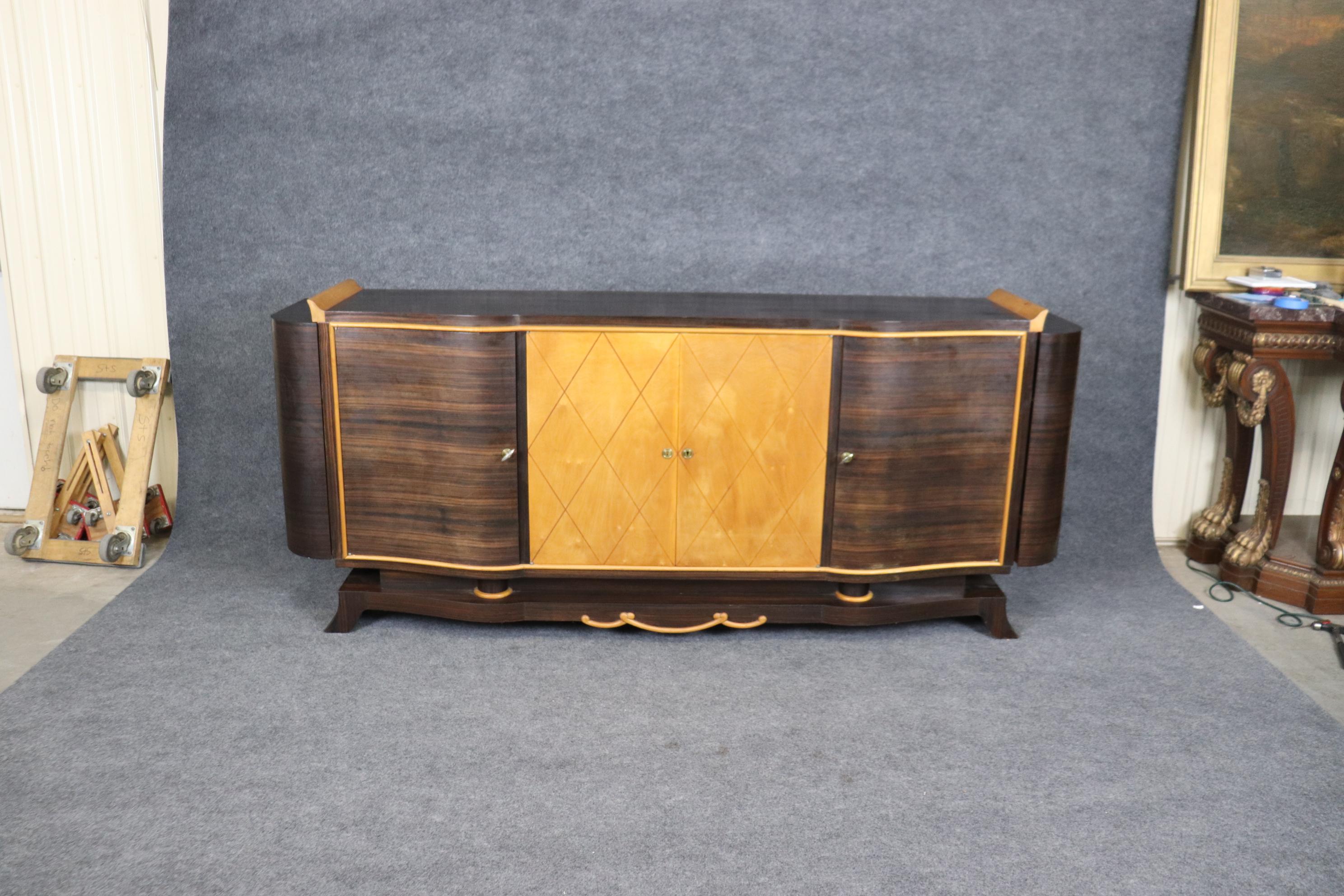 Early 20th Century Rare Macassar Ebony and Satinwood French Art Deco Sideboard in The manner Leleu For Sale