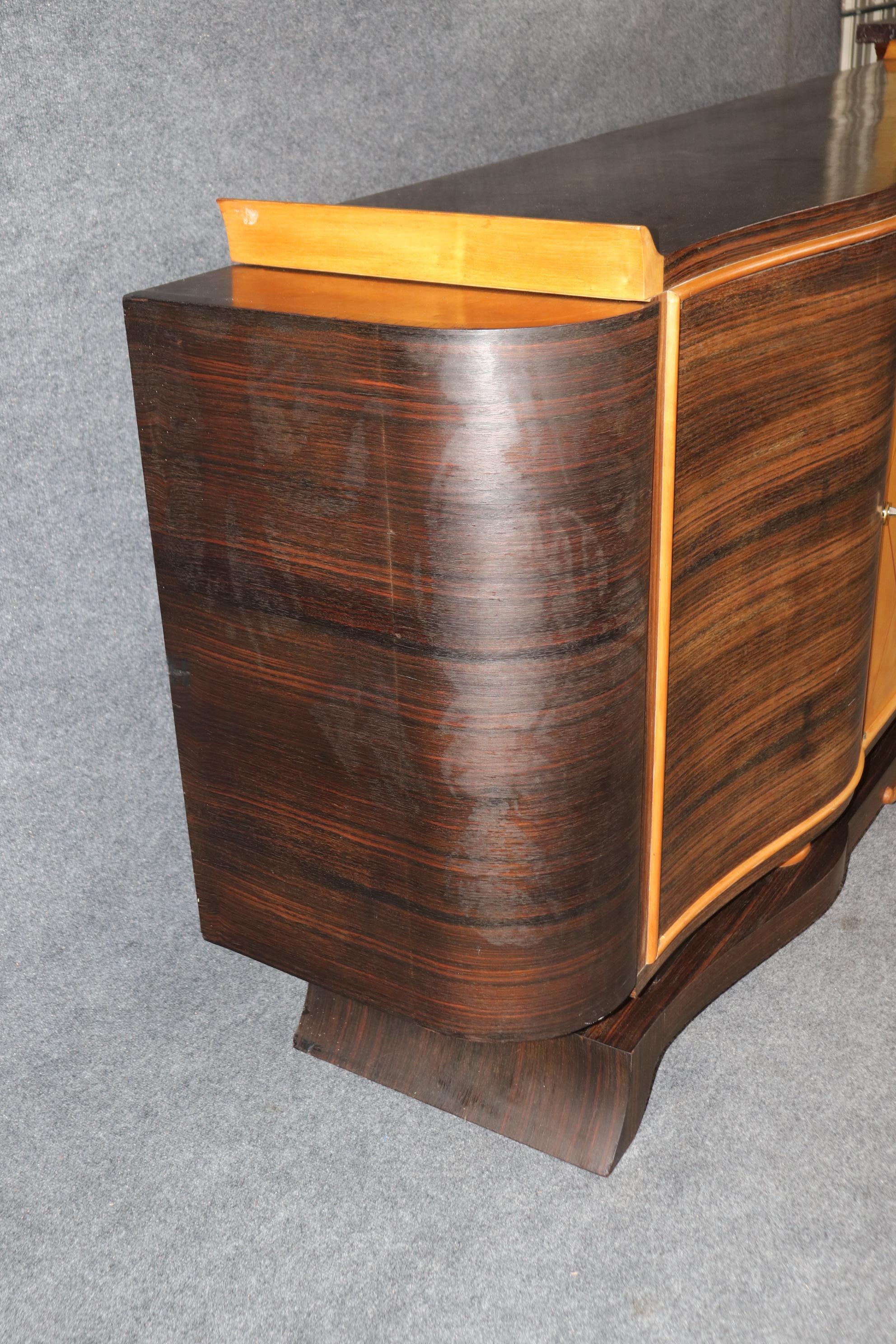 Rare Macassar Ebony and Satinwood French Art Deco Sideboard in The manner Leleu For Sale 1
