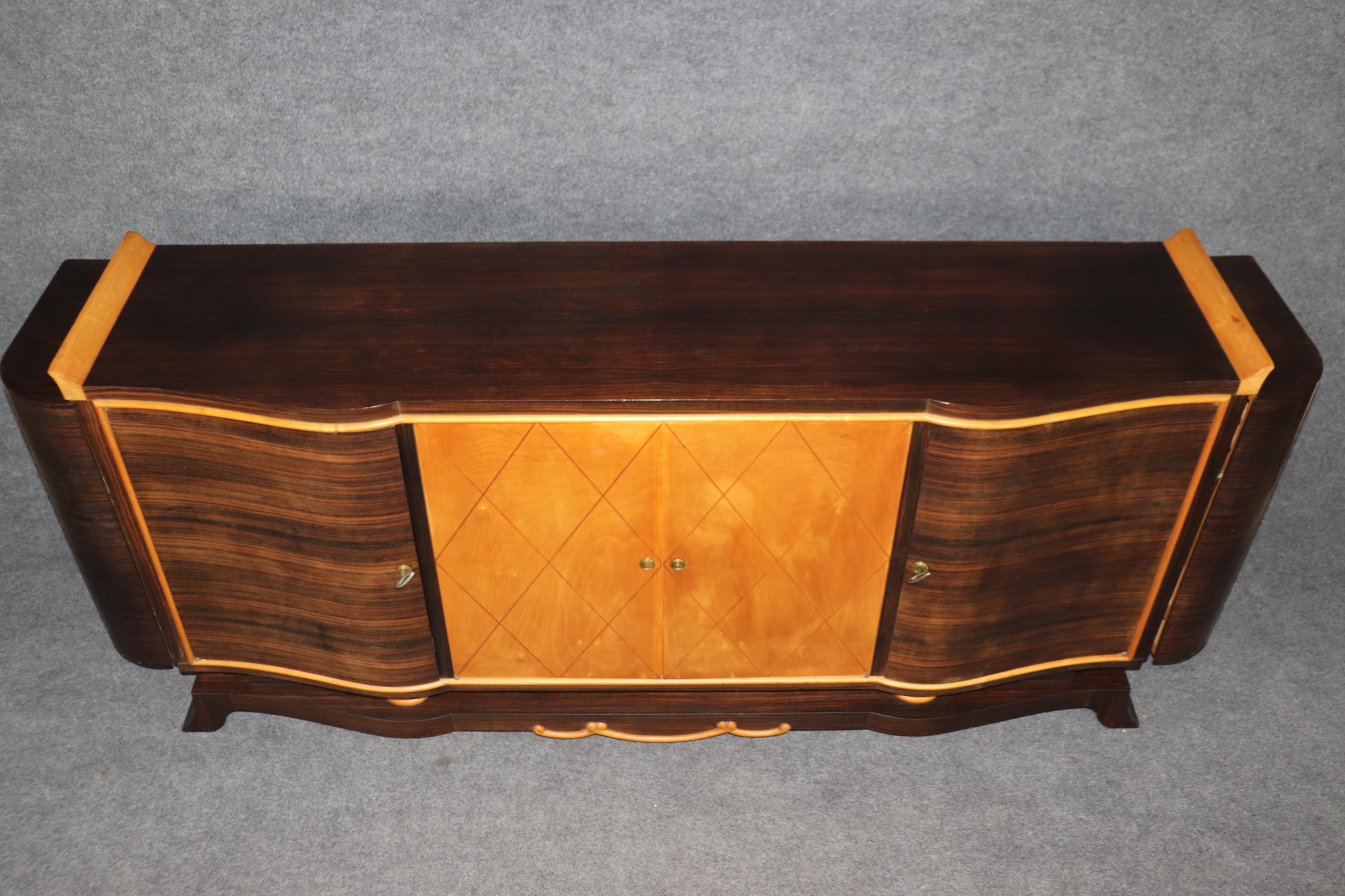 Rare Macassar Ebony and Satinwood French Art Deco Sideboard in The manner Leleu For Sale 3