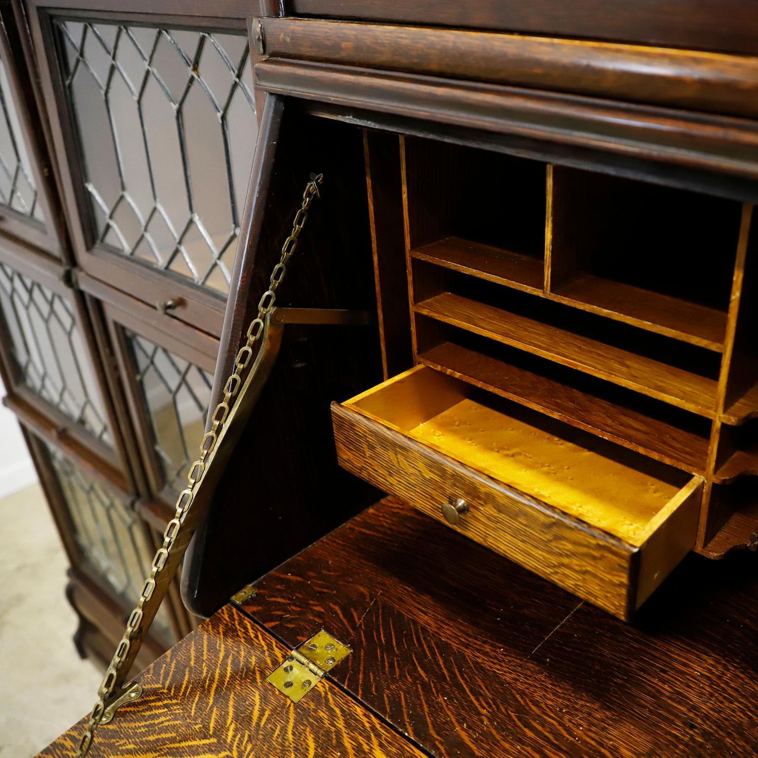Rare Macey Sectional Bookcase made in Tiger Oak w/ Leaded Glass Doors. For Sale 3