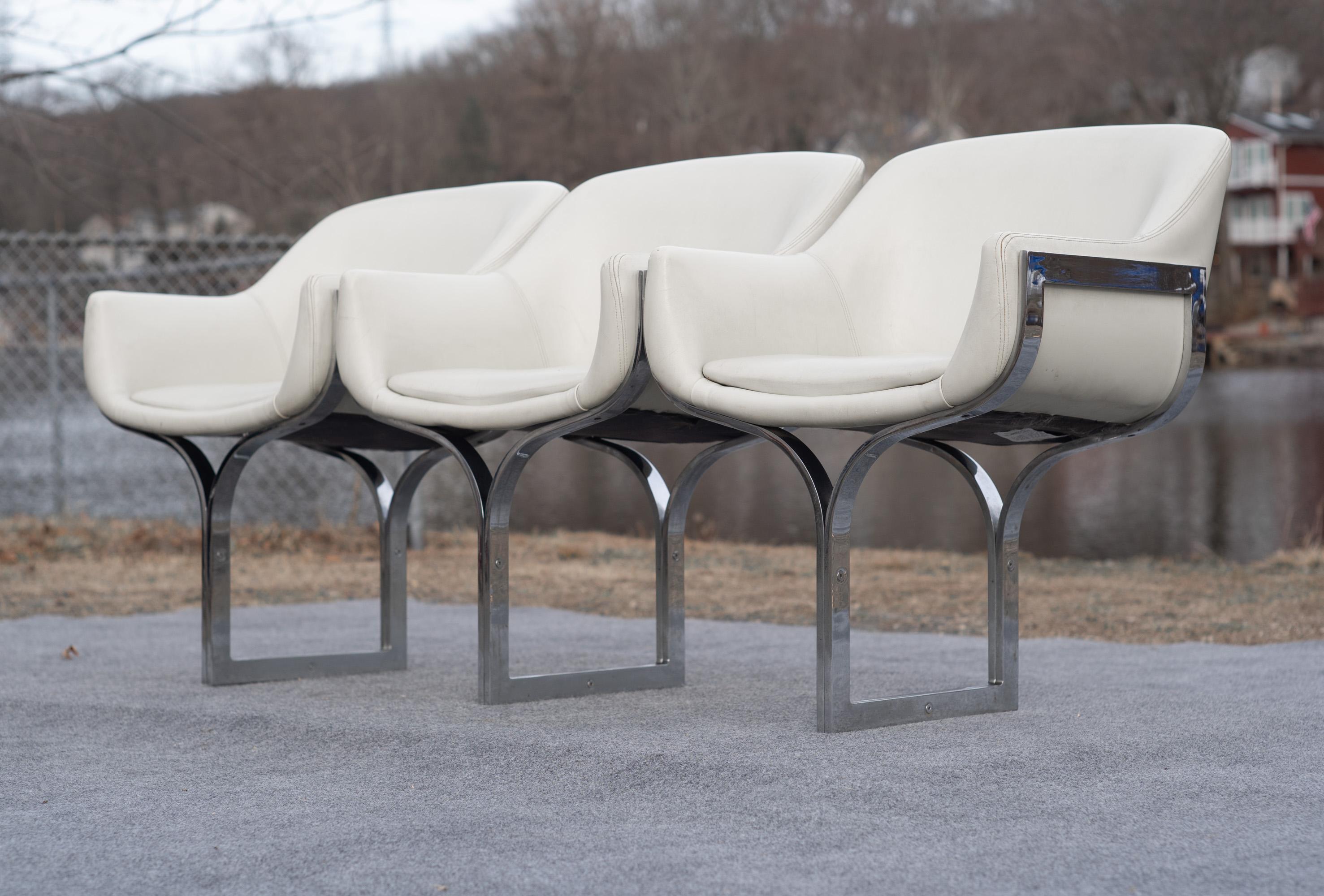 Mid-Century Modern Rare Madison Furniture Three Seat Chromed Steel & White Leather Bench or Sofa For Sale