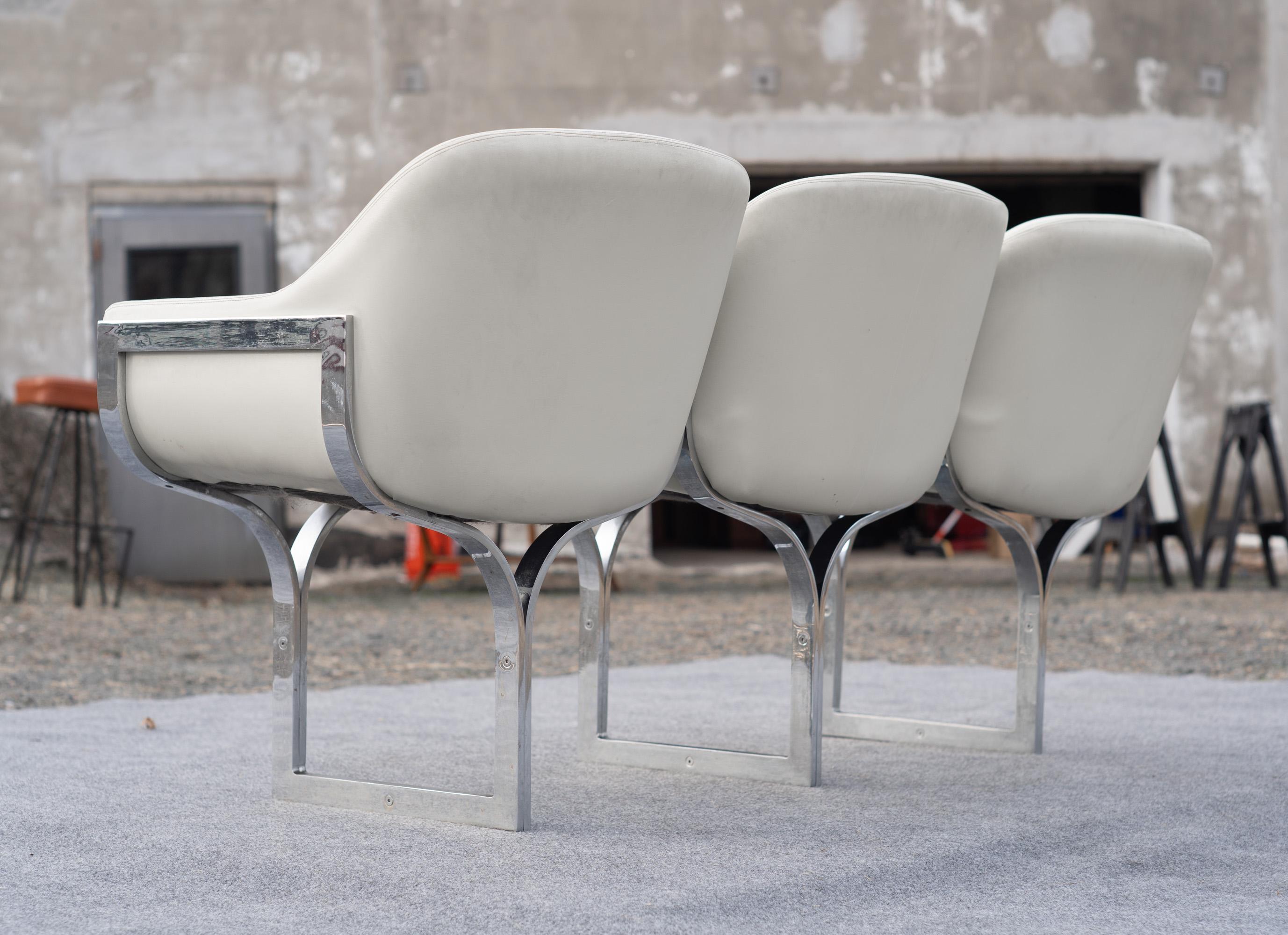 Rare Madison Furniture Three Seat Chromed Steel & White Leather Bench or Sofa For Sale 2