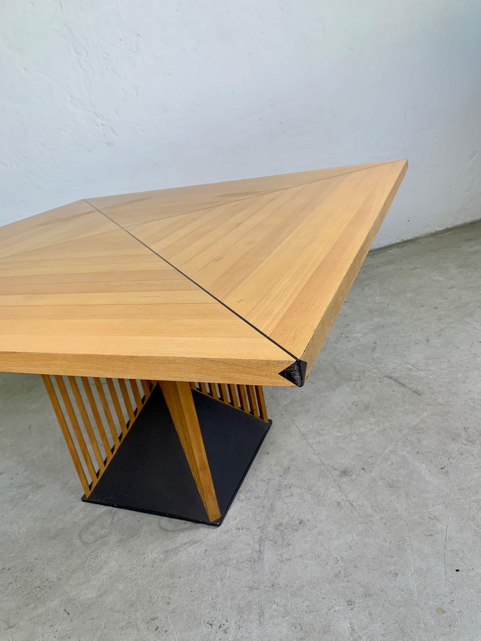 Rare Maestro dining table model by Gianfranco Frattini for Acerbis, 1980s For Sale 3