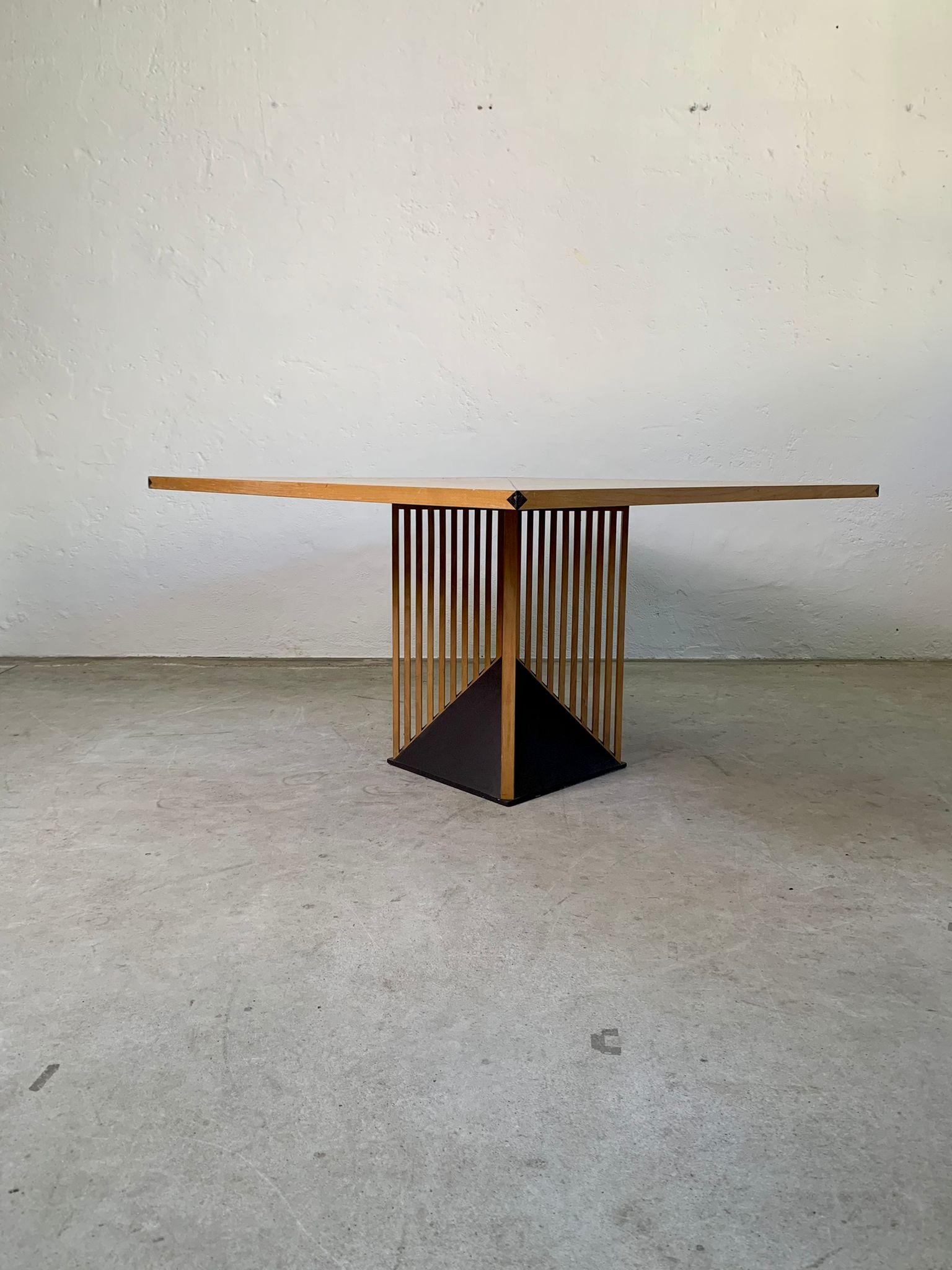 Late 20th Century Rare Maestro dining table by Gianfranco Frattini for Acerbis, Italy, 1980s For Sale
